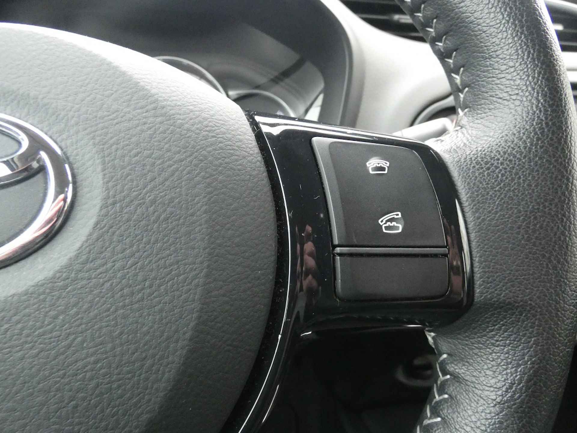 Toyota Yaris 1.0 VVT-i Comfort | Airco | Bluetooth | 1e eignr. - 14/30