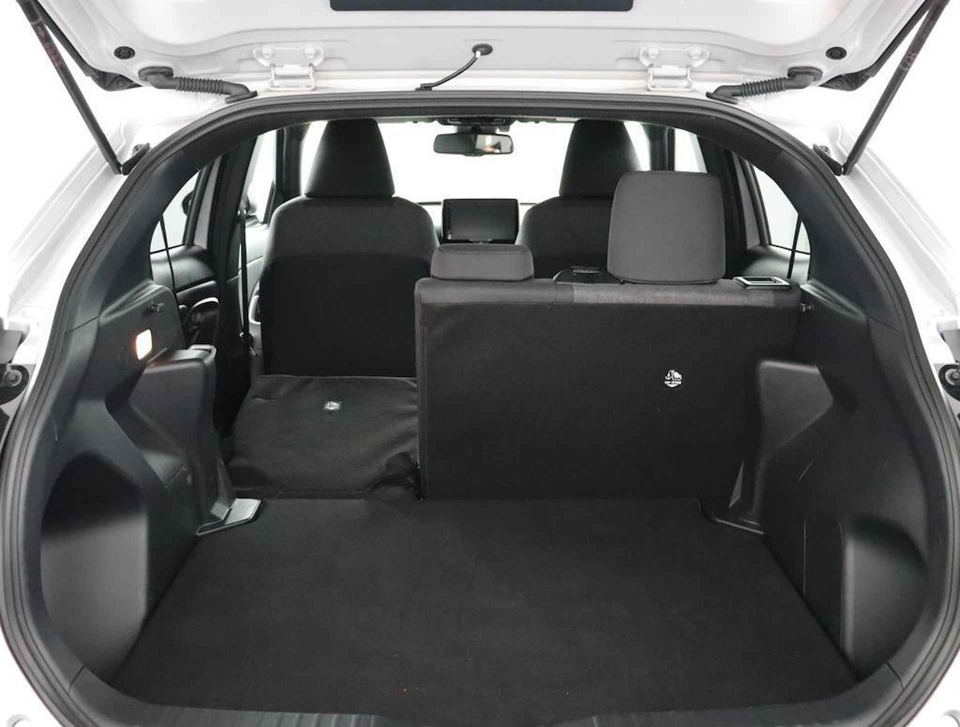 Toyota Yaris Cross 1.5 Hybrid Dynamic | Navigatie | Climate-Control | Apple Carplay/Android Auto | Adaptieve-Cruisecontrol | - 24/52
