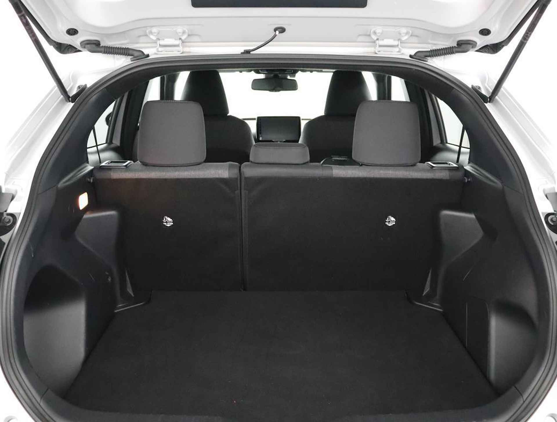 Toyota Yaris Cross 1.5 Hybrid Dynamic | Navigatie | Climate-Control | Apple Carplay/Android Auto | Adaptieve-Cruisecontrol | - 36/52