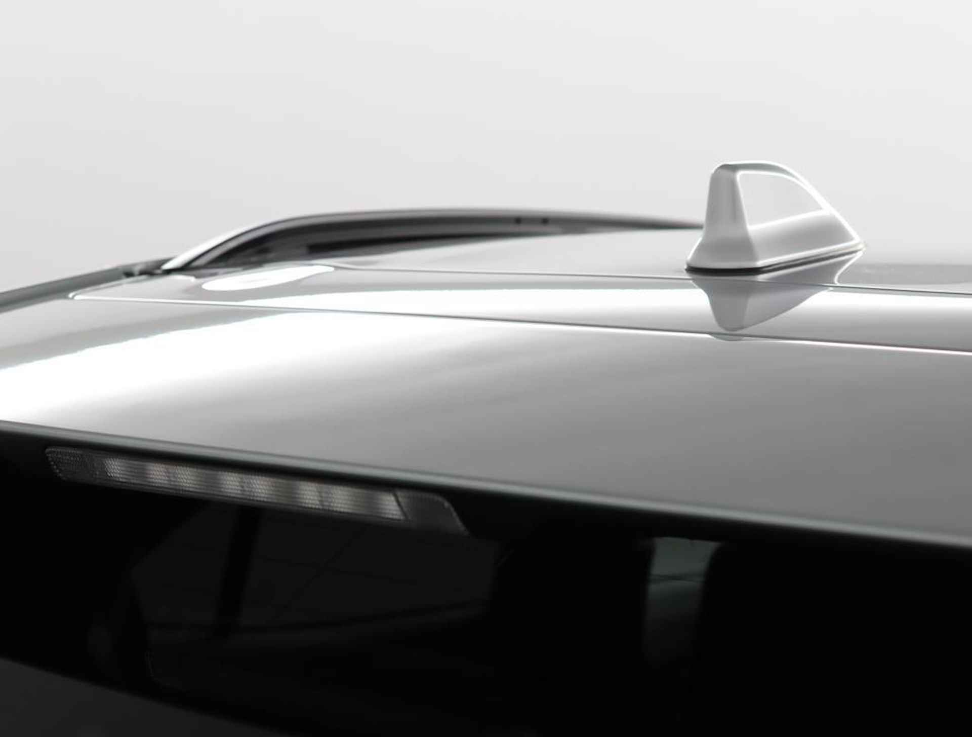 Toyota Yaris Cross 1.5 Hybrid Dynamic | Navigatie | Climate-Control | Apple Carplay/Android Auto | Adaptieve-Cruisecontrol | - 41/52