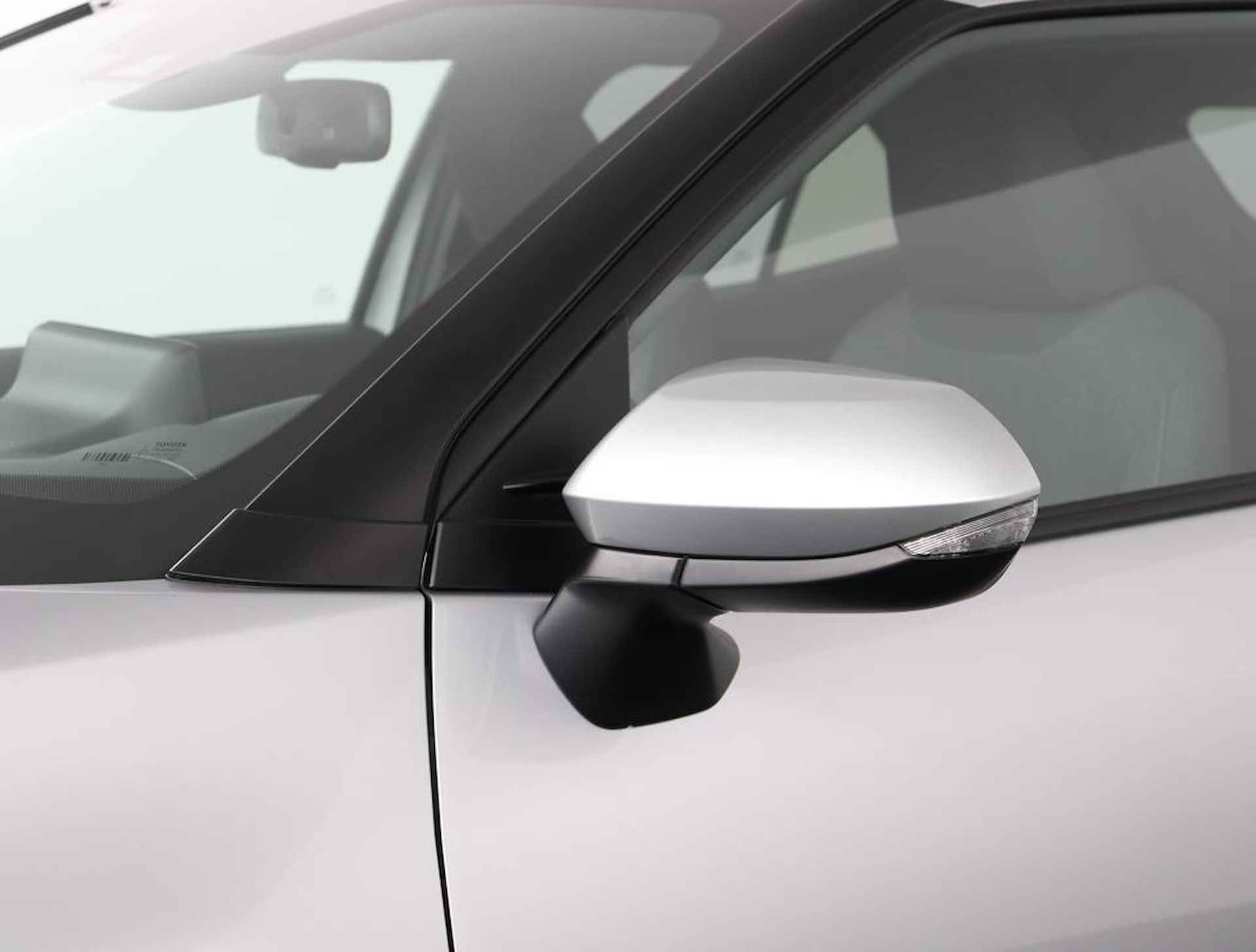 Toyota Yaris Cross 1.5 Hybrid Dynamic | Navigatie | Climate-Control | Apple Carplay/Android Auto | Adaptieve-Cruisecontrol | - 45/52