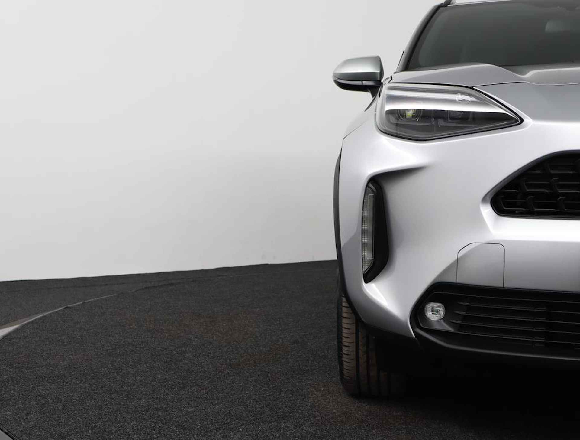 Toyota Yaris Cross 1.5 Hybrid Dynamic | Navigatie | Climate-Control | Apple Carplay/Android Auto | Adaptieve-Cruisecontrol | - 47/52