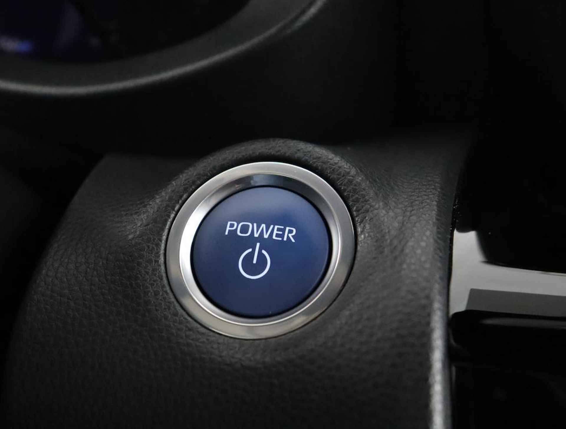Toyota Yaris Cross 1.5 Hybrid Dynamic | Navigatie | Climate-Control | Apple Carplay/Android Auto | Adaptieve-Cruisecontrol | - 50/52