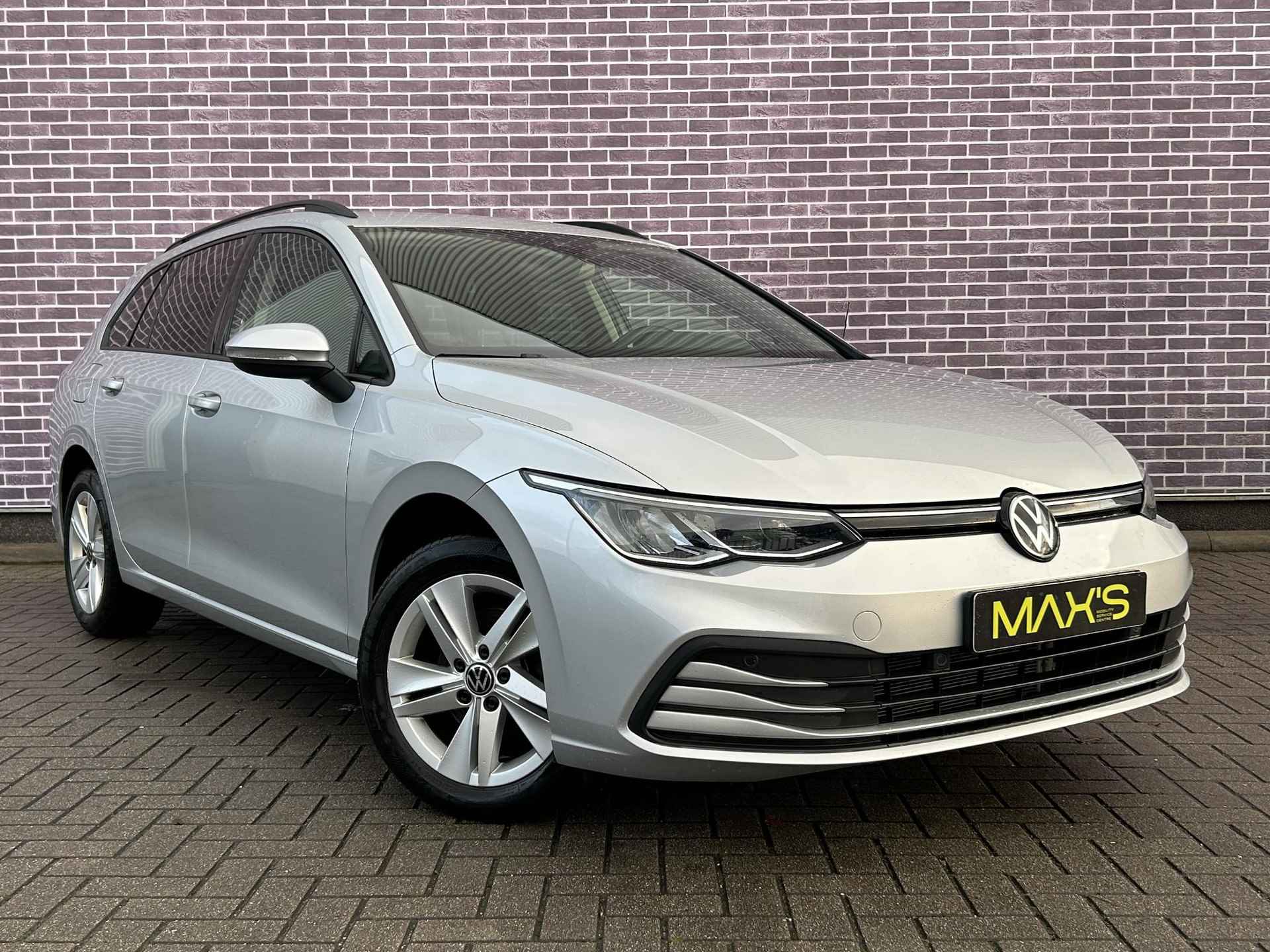 Volkswagen Golf Variant 1.5 TSI Life Business | Adaptive Cruise Control | Keyless | Navigatie | Apple CarPlay | Climate Control - 12/32