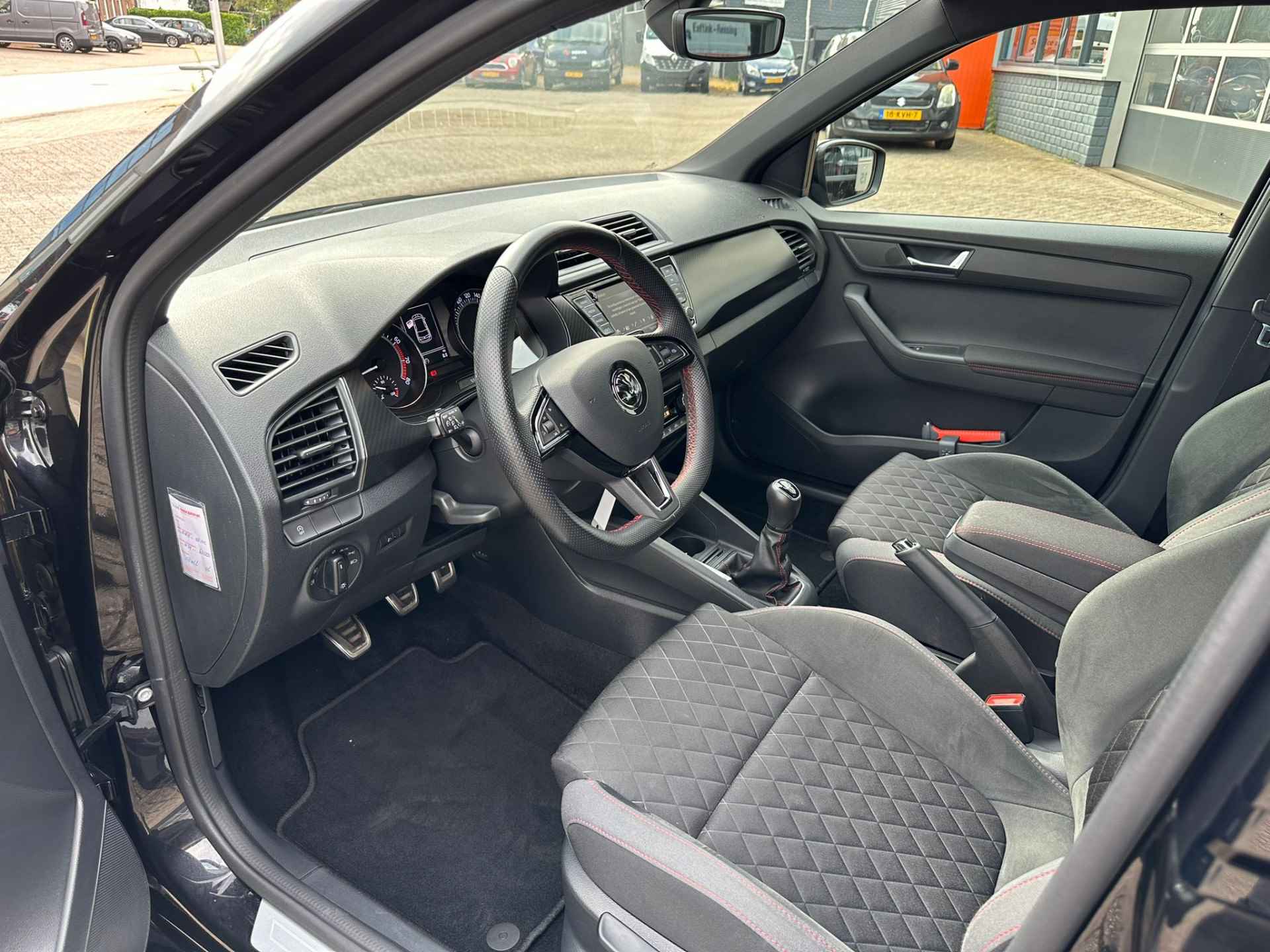 Škoda Fabia 1.0 TSI Monte Carlo NL-Auto / Apple/Android Carplay / 17 inch / Luxe bekleding / Parkeersensoren - 5/24