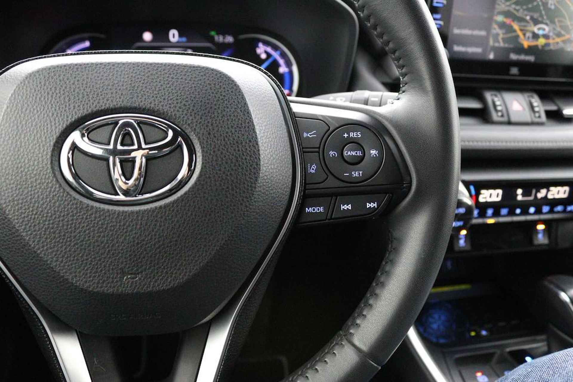 Toyota RAV4 2.5 Hybrid Black Edition | Leer alcantara bekleding |Afneembare trekhaak | Apple carplay/Android auto | Elektrisch verstelbare bestuurdersstoel | - 21/48