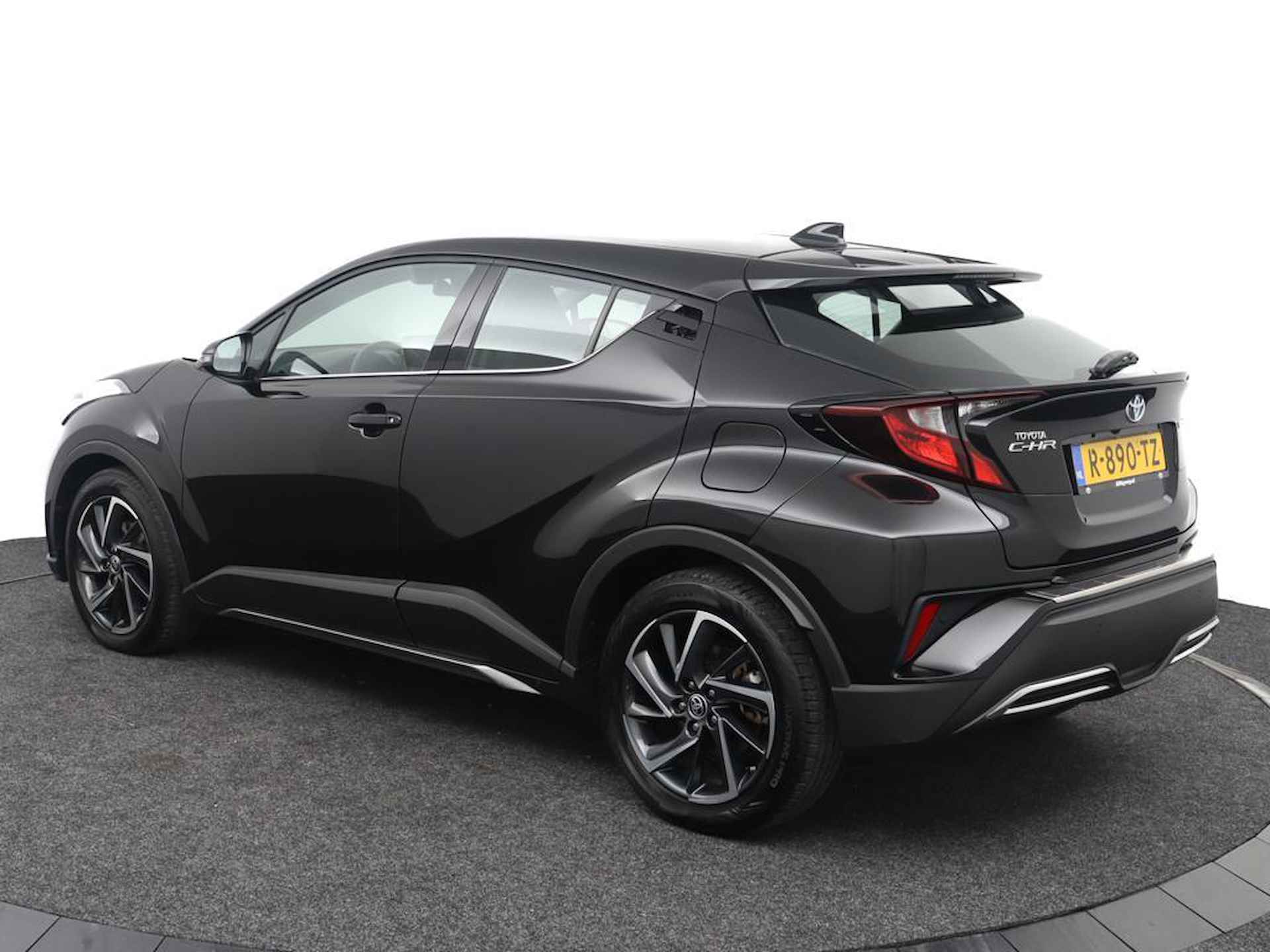 Toyota C-HR 2.0 Hybrid Dynamic Apple carplay/Android auto | Keyless start en entry | All season banden | - 12/45