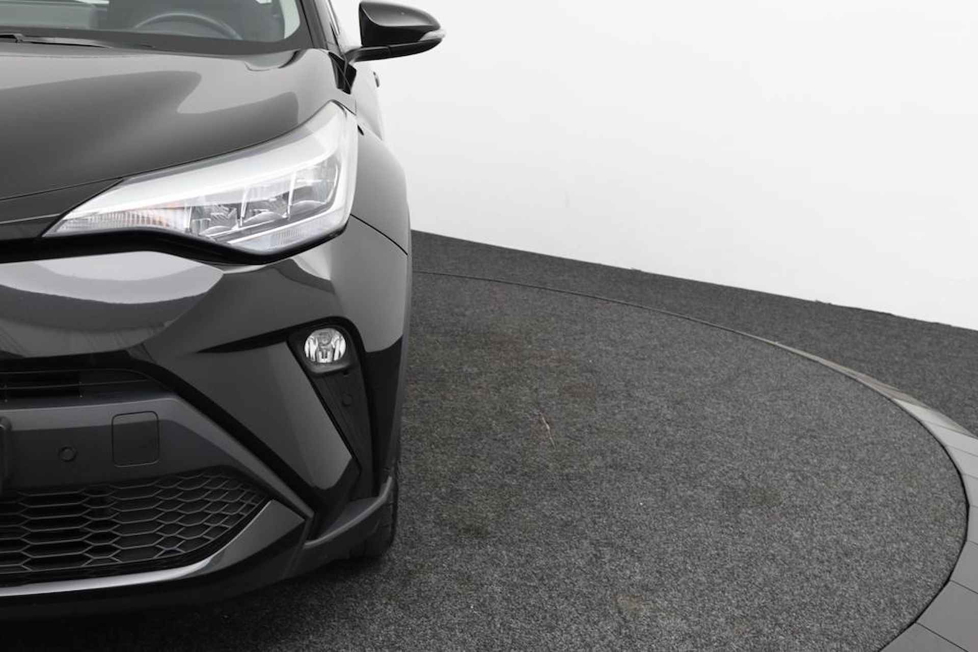 Toyota C-HR 2.0 Hybrid Dynamic Apple carplay/Android auto | Keyless start en entry | All season banden | - 36/45