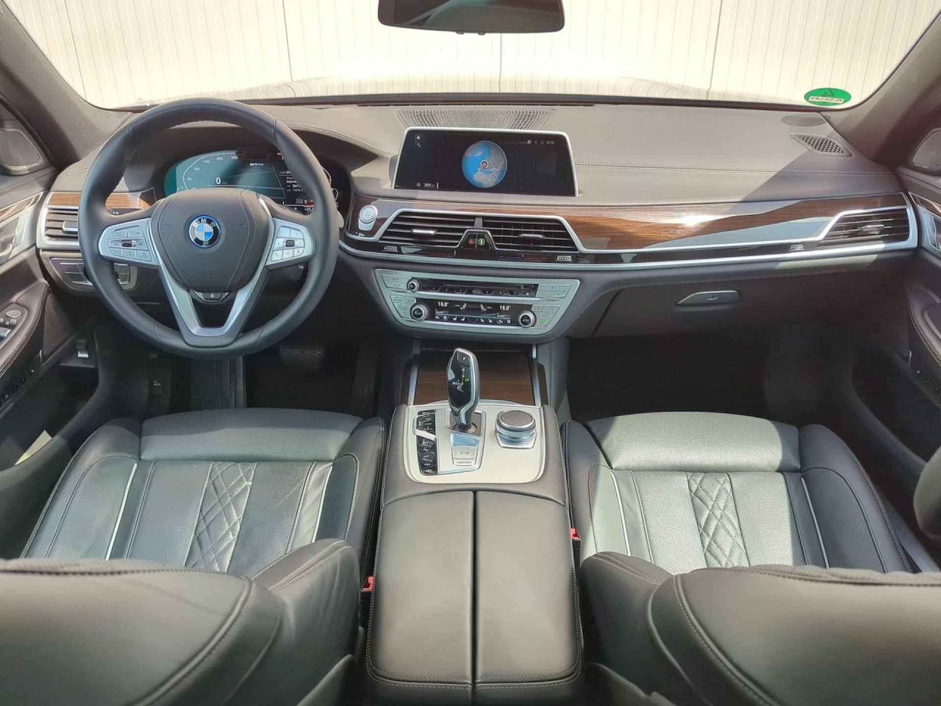 BMW 7 Serie 745e High Executive ACC Entertainment Stoelkoeling Massage Soft Close 360 Camera - 6/12