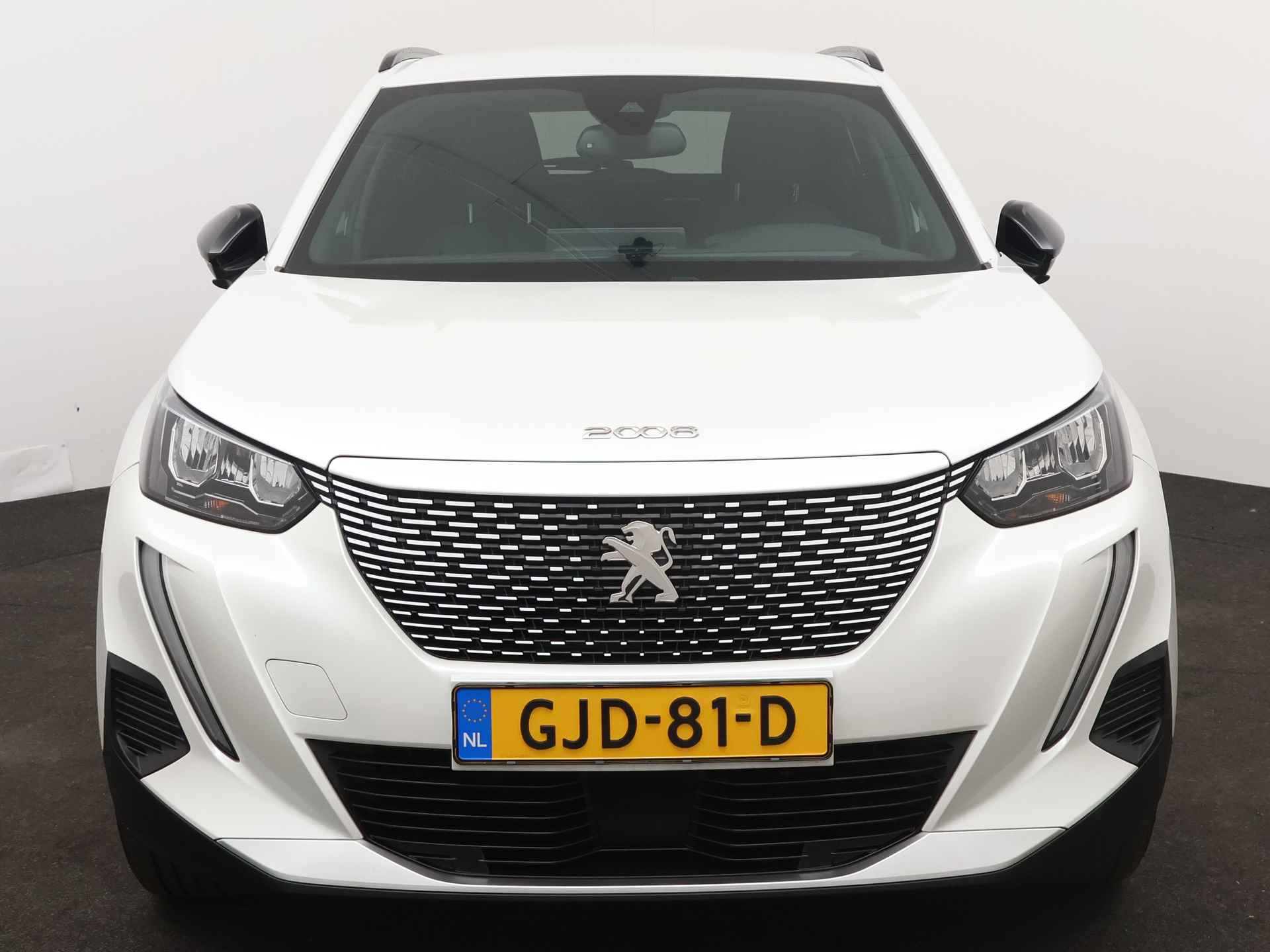 Peugeot e-2008 Allure Pack 50 kWh Limited | €2.000 Subsidie mogelijk | I-Cockpit | Navigatie | Stoelverwarming | Parkeersensoren | - 28/45