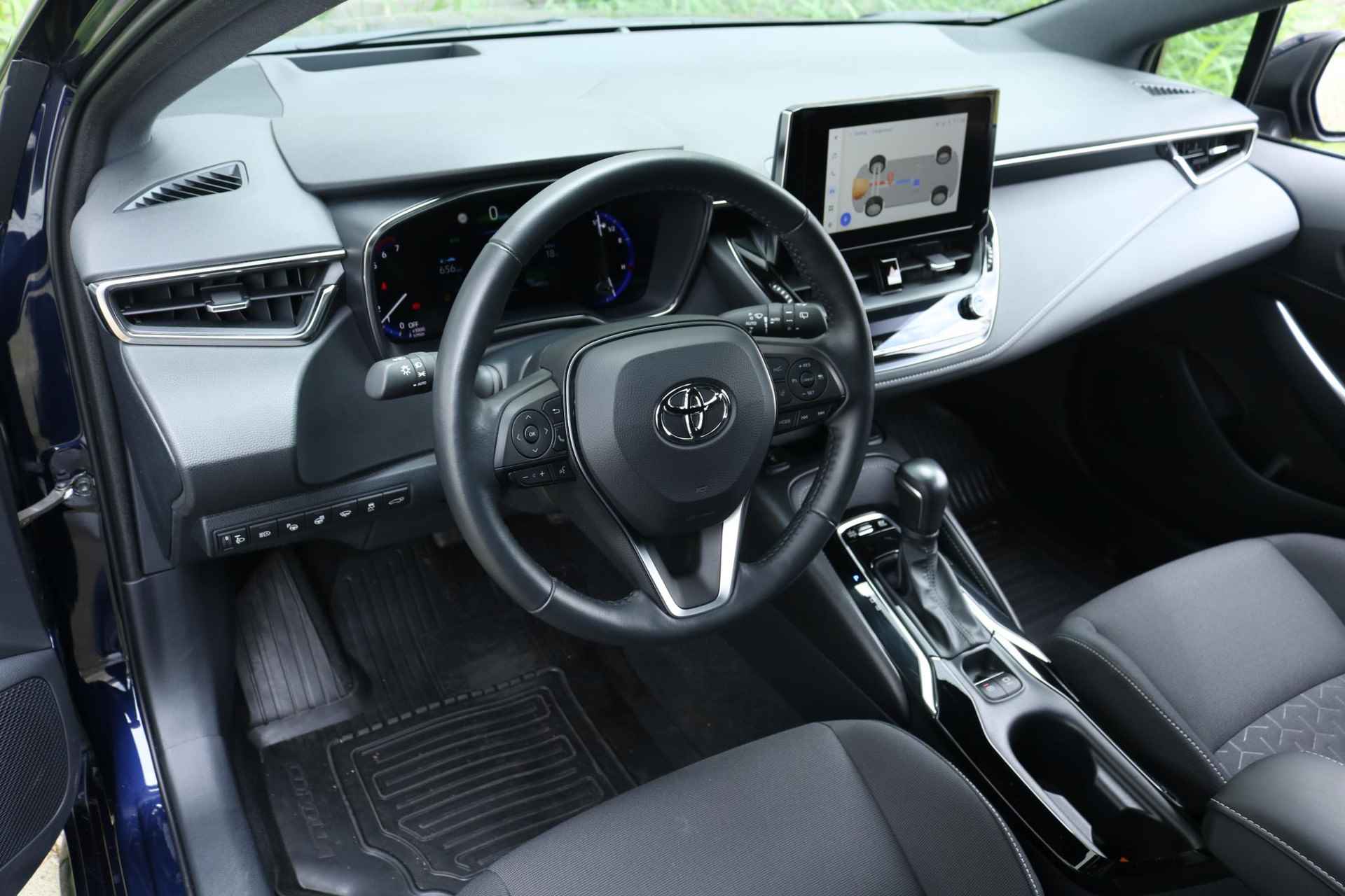 Toyota Corolla Touring Sports 1.8 Hybrid Dynamic, Parkeersensoren, Dode Hoek - 11/41