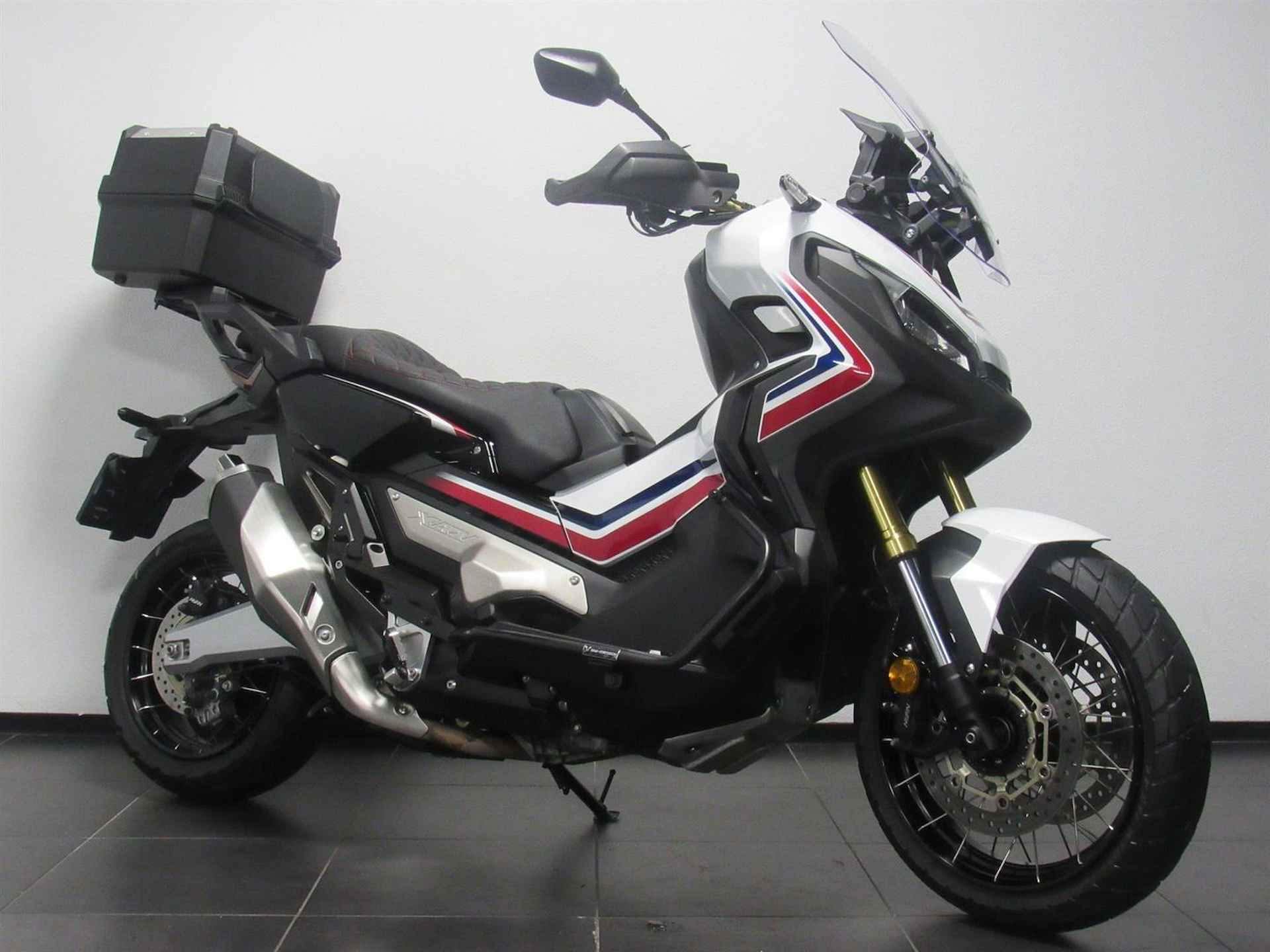 Honda X-ADV - 2018 - 2/14