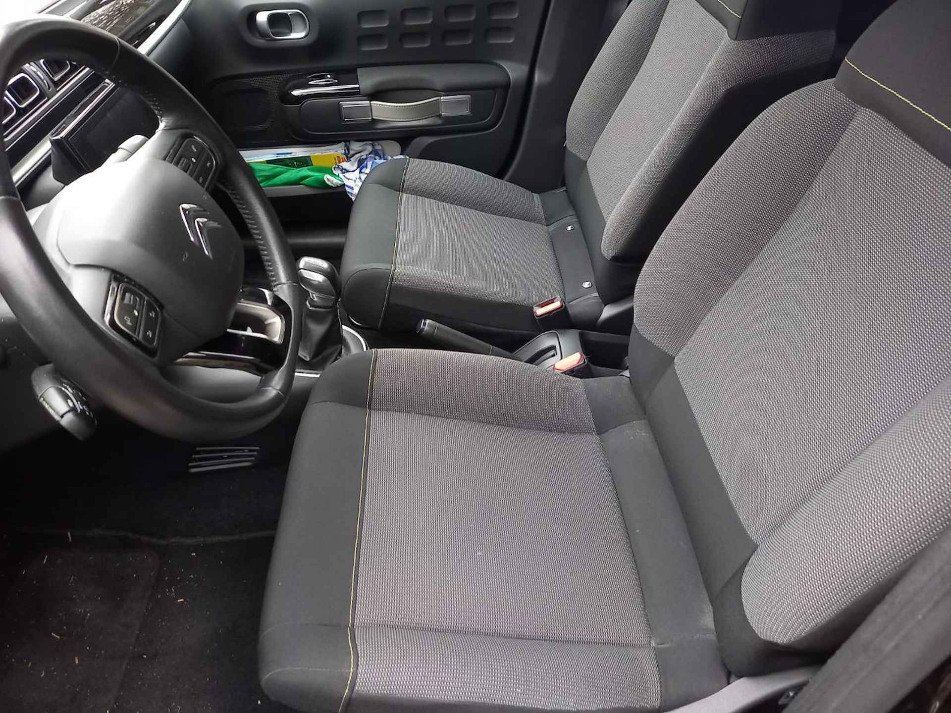 Citroen C3 1.2 PureTech S&S Shine VERWACHT | Trekhaak | Navigatie | Climate Control - 6/7