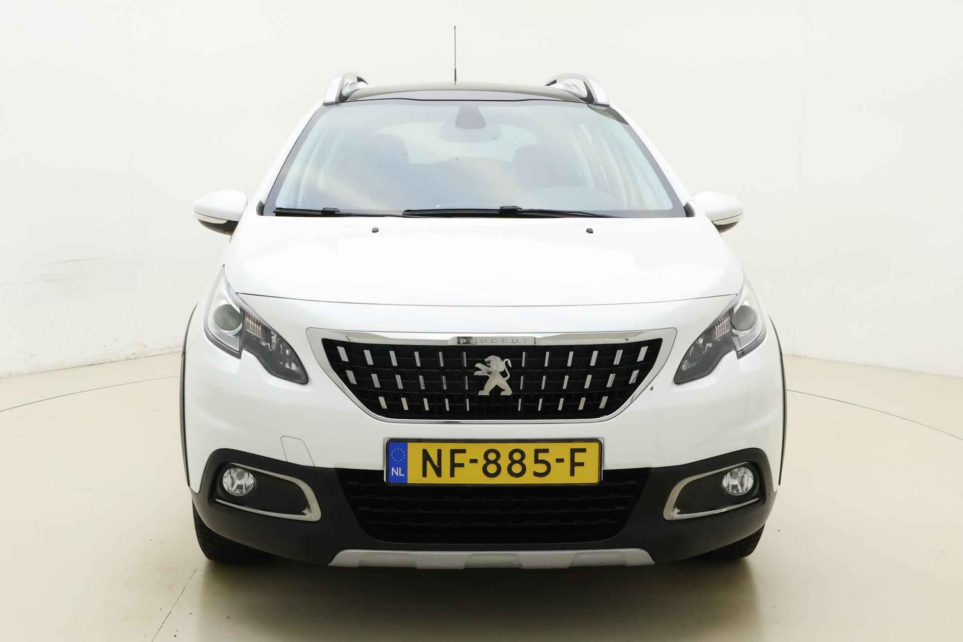 Peugeot 2008 1.2 PureTech 110pk Allure | Trekhaak | Camera achter | Panoramadak | Climate Control | Navigatie | Grip Control | Nieuwe distributie - 6/30