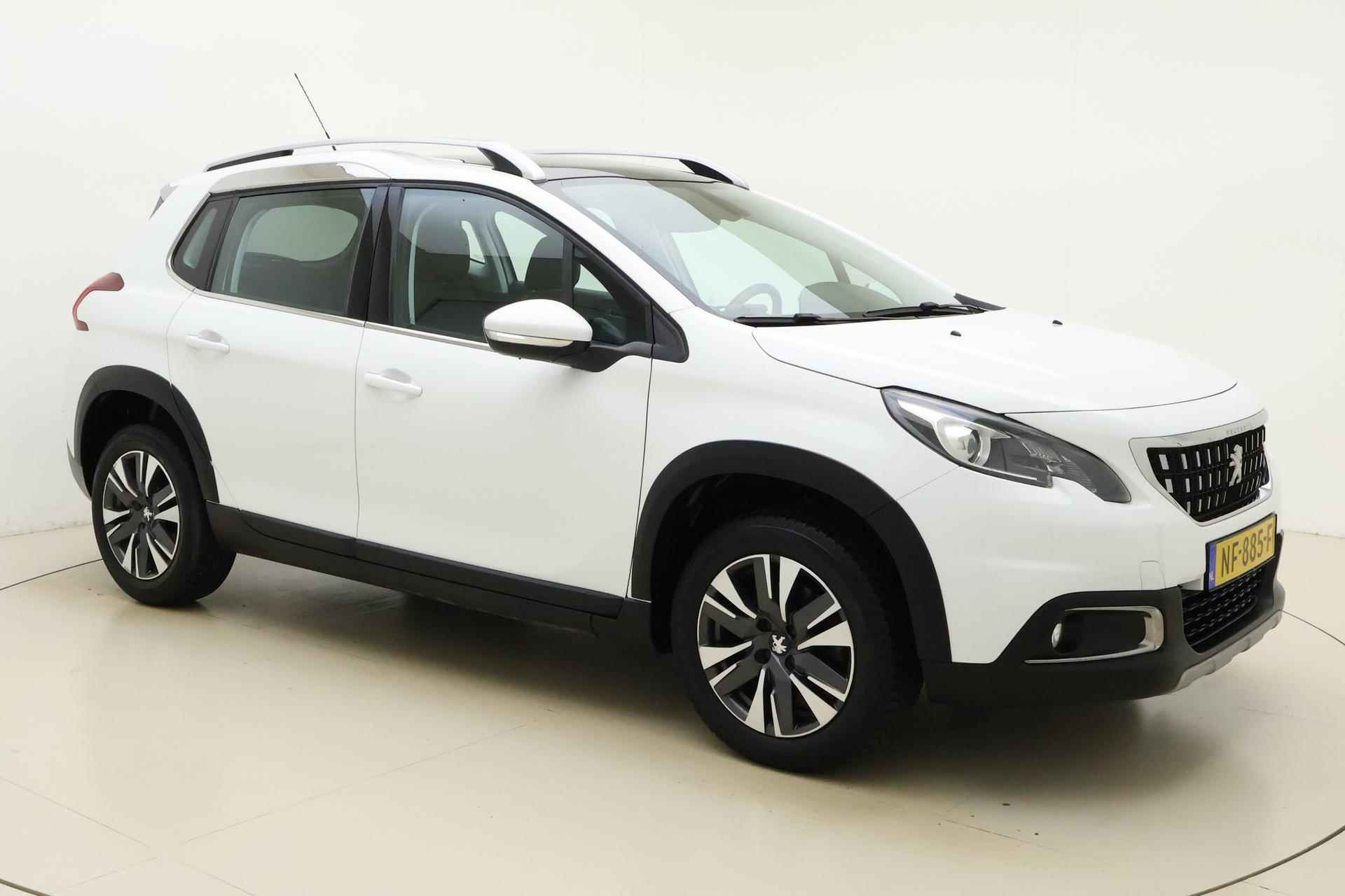 Peugeot 2008 1.2 PureTech 110pk Allure | Trekhaak | Camera achter | Panoramadak | Climate Control | Navigatie | Grip Control | Nieuwe distributie - 8/30