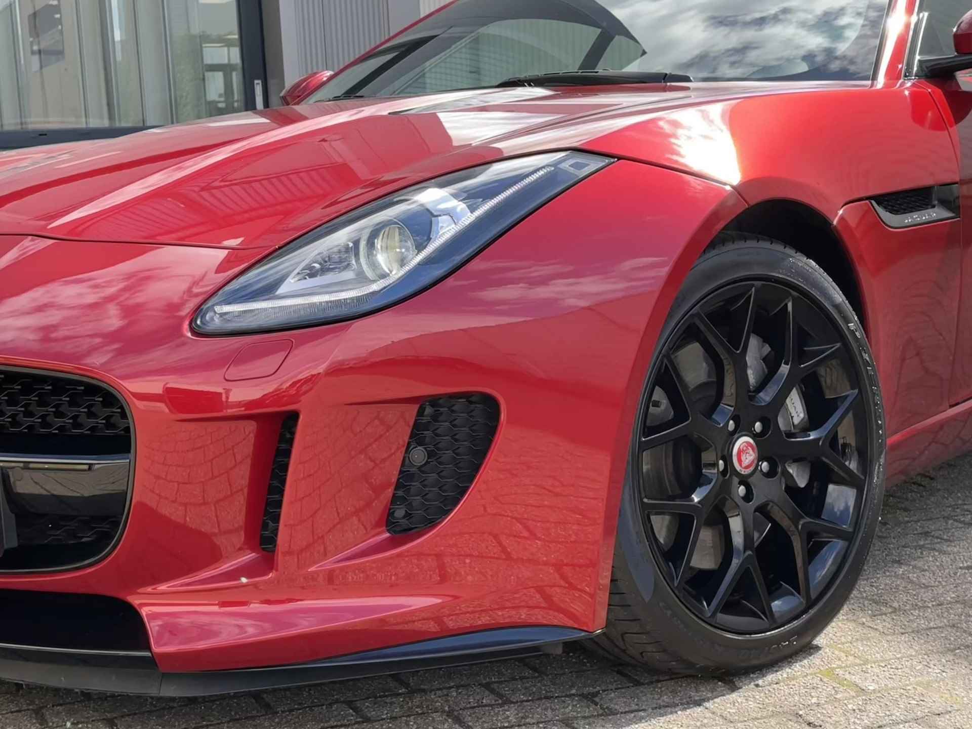 Jaguar F-TYPE 3.0 V6 340pk Coupé | NL-Auto/Pano-Dak/Sportstoel/Leder/Memory - 20/71