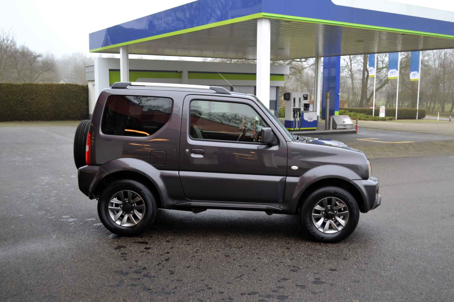 Suzuki Jimny 1.3 Exclusive, 4X4, Automaat, 11.000 km ! Leder, Airco, LM, Uniek ! - 20/25