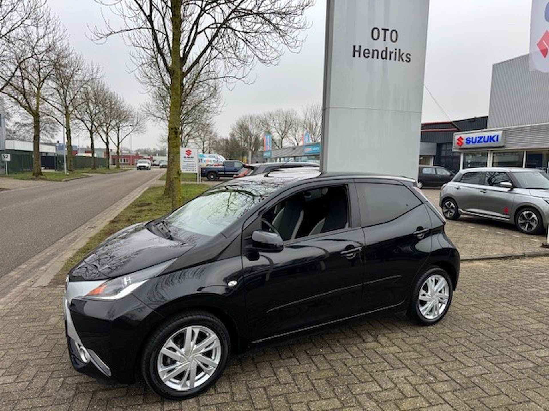 TOYOTA Aygo 1.0 VVT-i 69pk 5D x-sport - 5/35