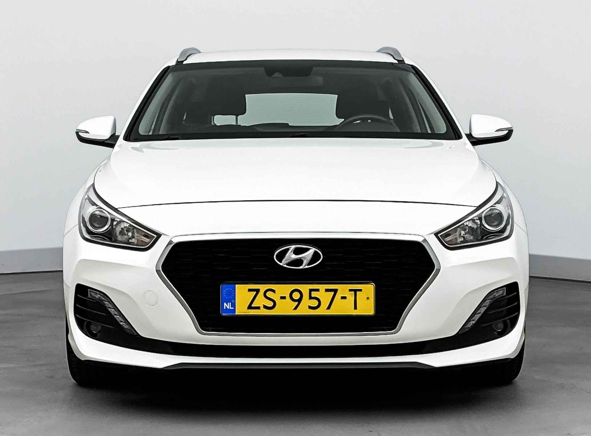 Hyundai i30 Wagon 1.0 T-GDI Comfort | Navigatie | Camera | Climate control - 6/33