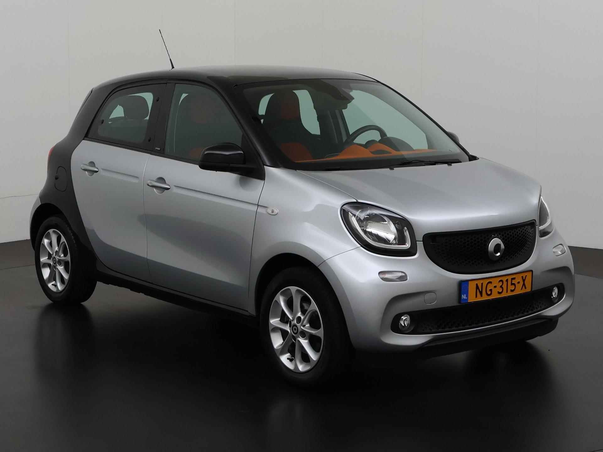 smart forfour 1.0 Proxy | Panoramadak | Navigatie | Zondag Open! - 29/29