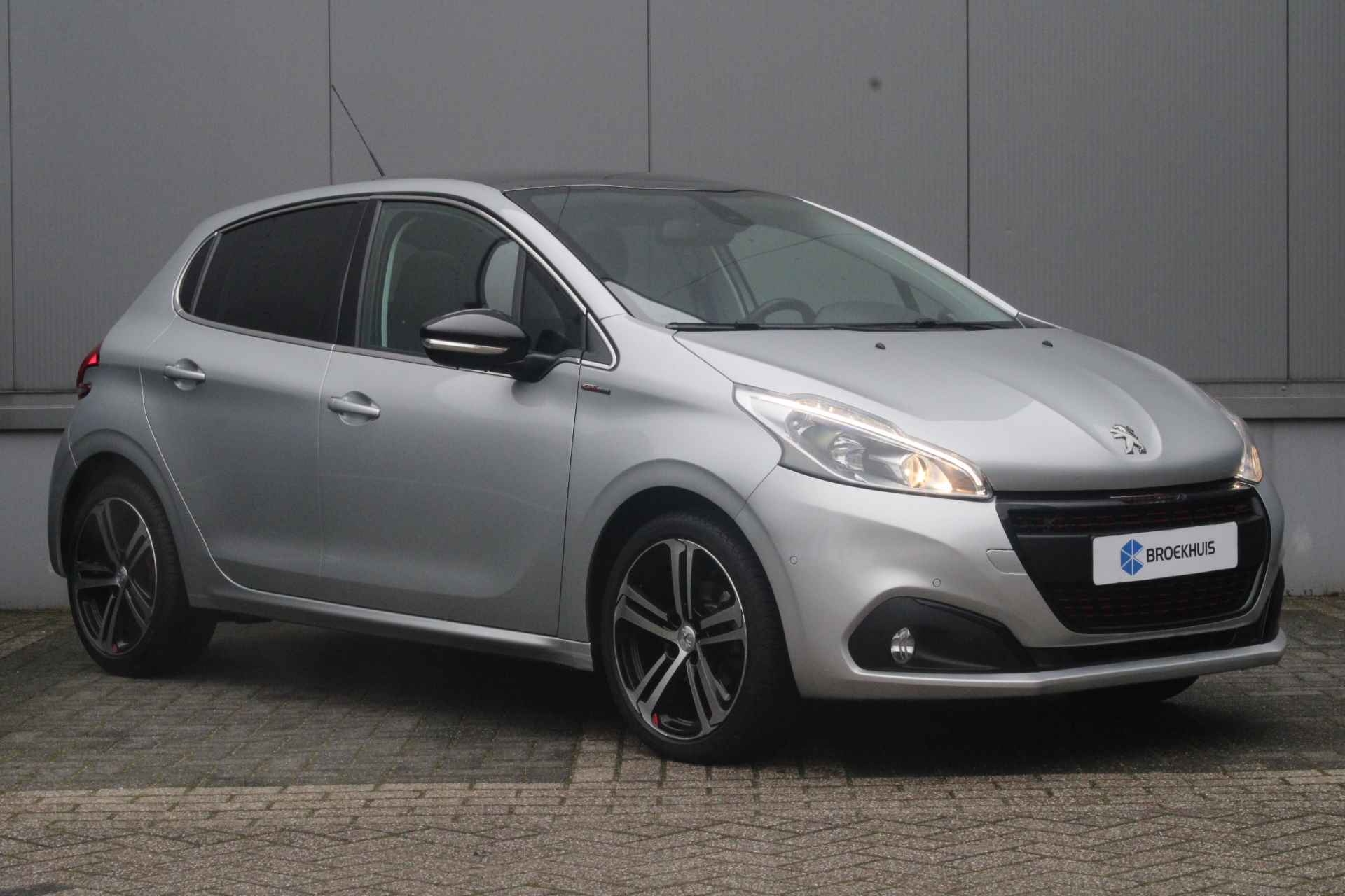 Peugeot 208 1.2 Turbo 110-PK GT-line PANORAMADAK | NAVI | CAMERA | CLIMATE CONTROL | PDC V+A - 8/29