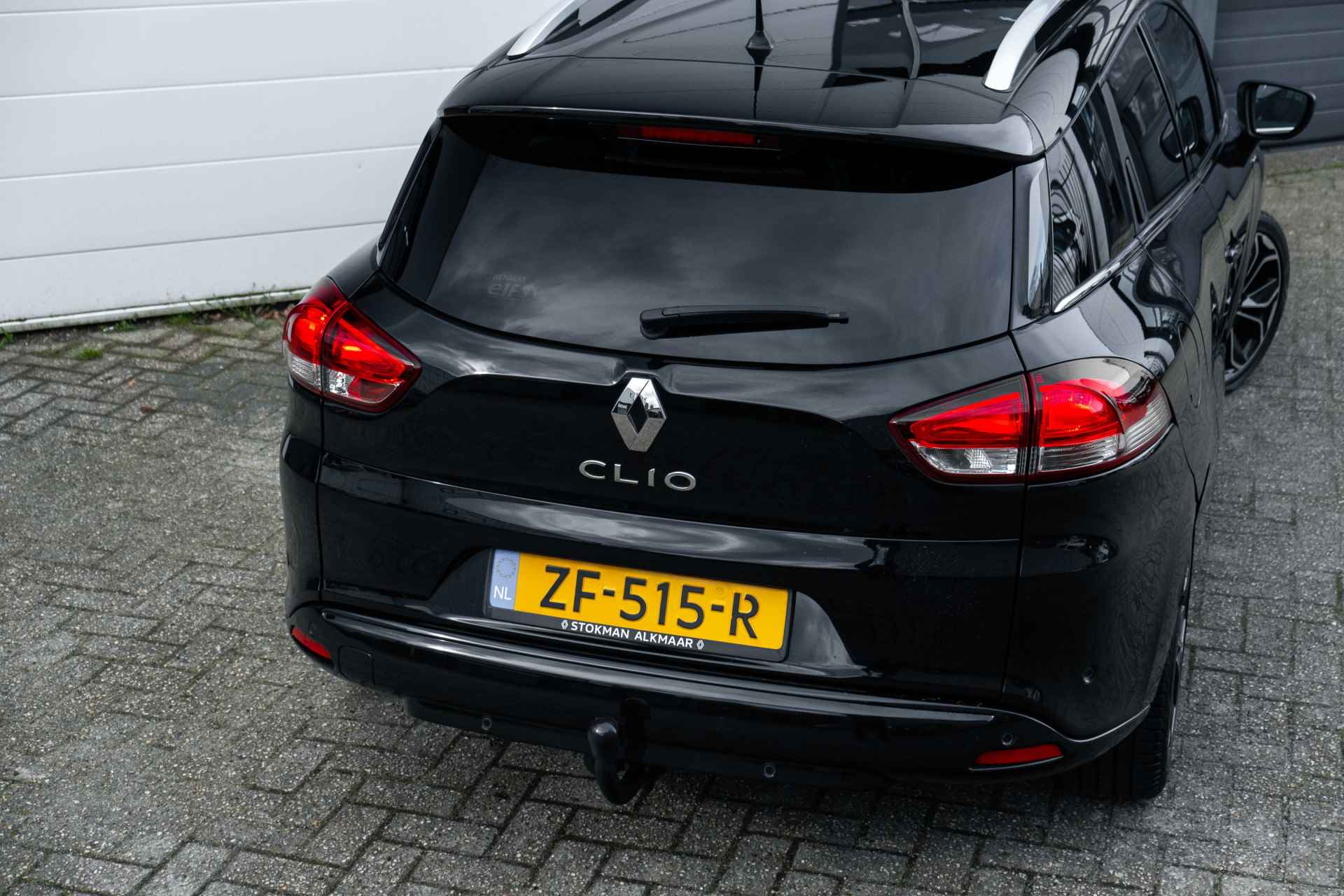 Renault Clio Estate 0.9 TCe Bose | Trekhaak | Stoelverwarming | 17 inch 4 seizoensbanden | Bose geluid | incl. Bovag rijklaarpakket met 12 maanden garantie - 18/51