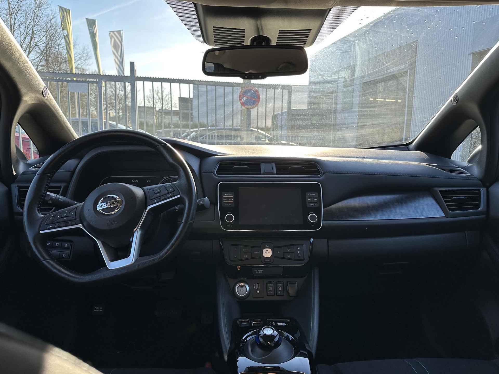 Nissan LEAF e+ N-Connecta 62 kWh | Groot Accupakket | Navigatie | Climate Control | Adapt. Cruise Control | 360 Camera | Apple Carplay | Android Auto | Stoelverwarming - 3/28