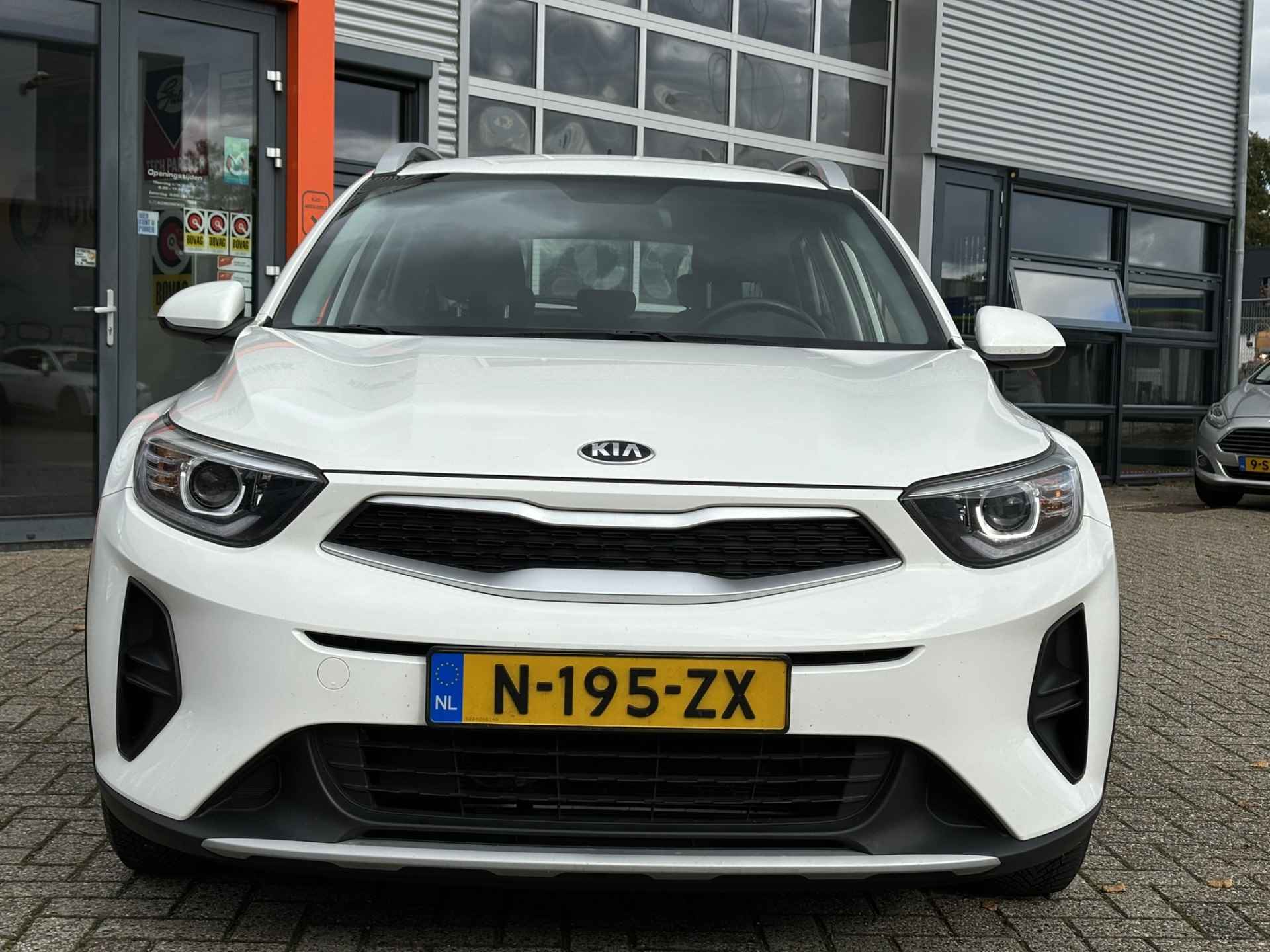 Kia Stonic 1.2 MPI Comfortline / NL Auto / Airco / Applecarplay & Android Auto / Stoel & Suurverwarming / - 25/27