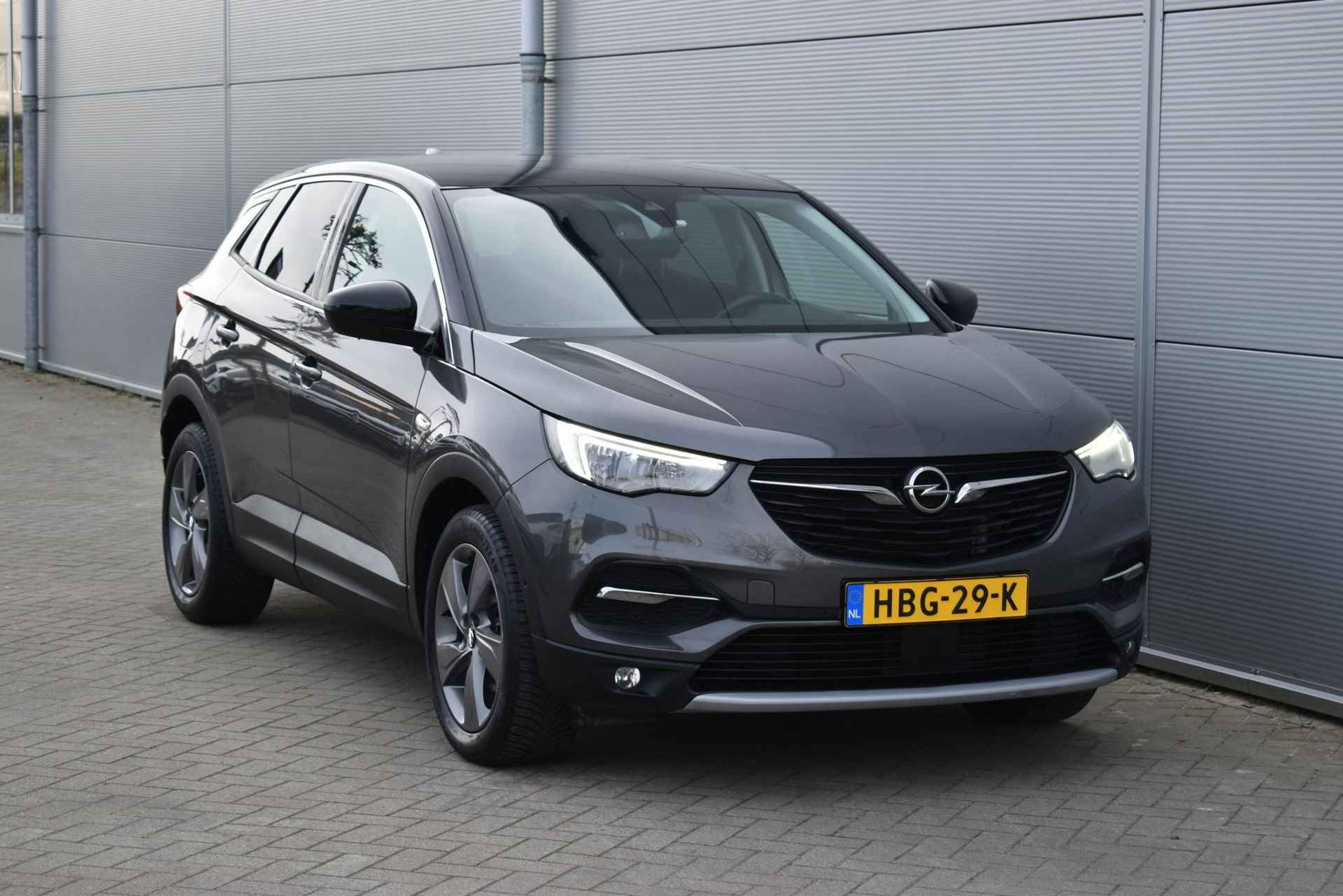 Opel Grandland X 1.2 Turbo Innovation AUTOMAAT / NAVI / CAMERA / PDC - 2/39