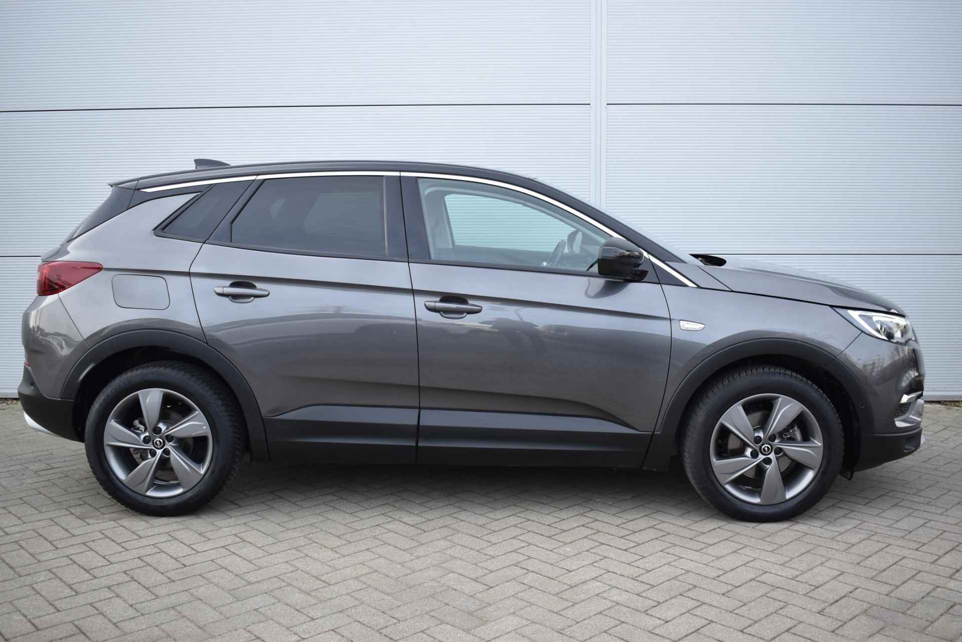 Opel Grandland X 1.2 Turbo Innovation AUTOMAAT / NAVI / CAMERA / PDC - 3/39