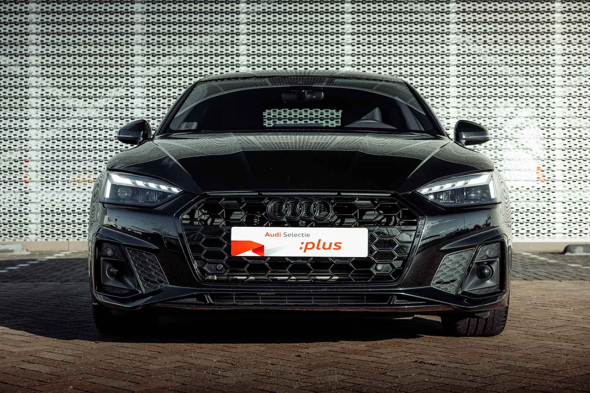 Audi A5 Sportback 35 TFSI 150pk s-tronic S edition Competition | Panoramadak | Stoelverwarming | Optiek zwart plus | 19" LM velgen - 6/35