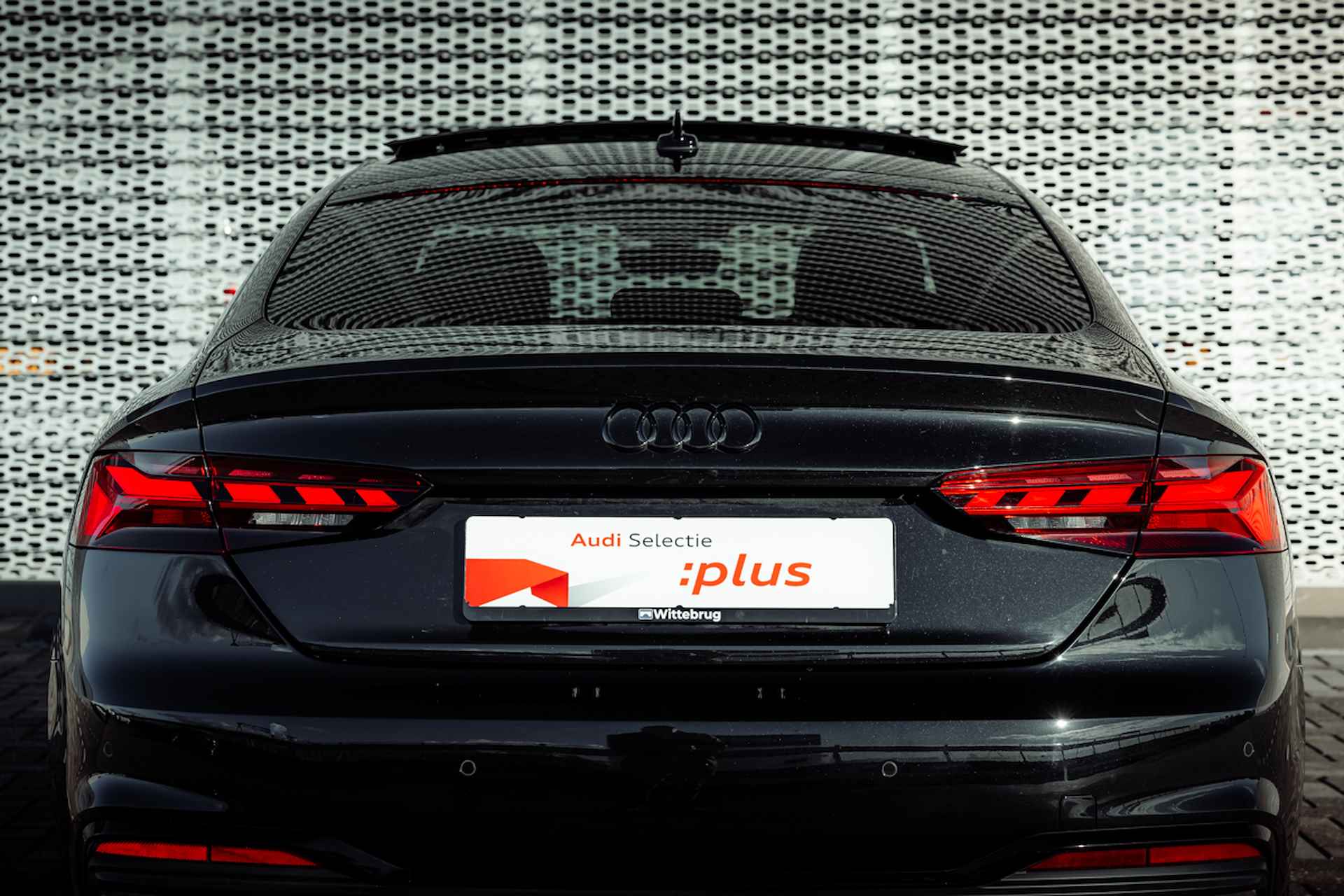 Audi A5 Sportback 35 TFSI 150pk s-tronic S edition Competition | Panoramadak | Stoelverwarming | Optiek zwart plus | 19" LM velgen - 13/35