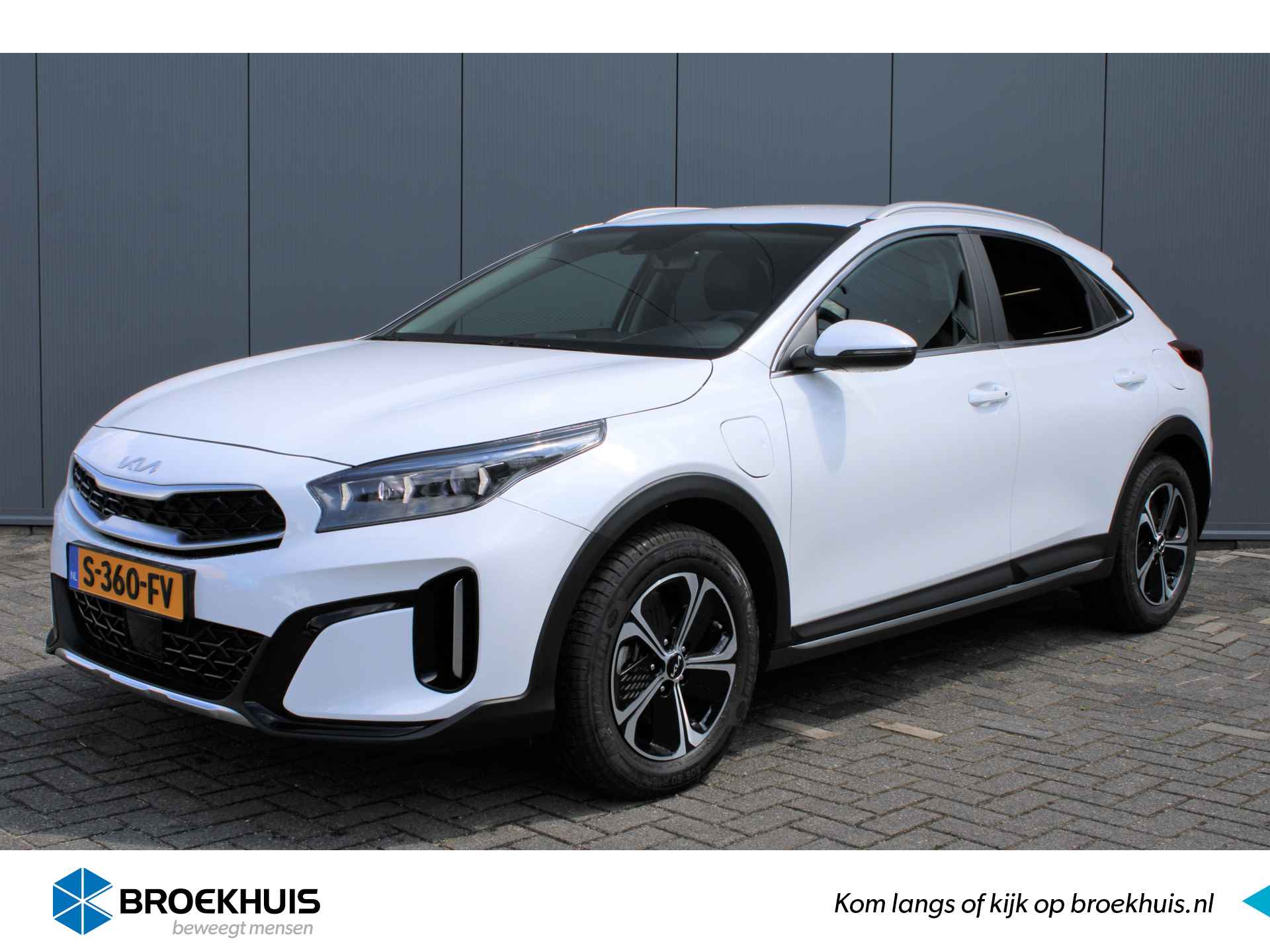 Kia Xceed 1.6 GDI PHEV 140pk DynamicPlusLine Automaat | Led | Leder | Climate | Camera | Keyless | Navigatie | Trekhaak | NL Auto | 16" Li - 1/31