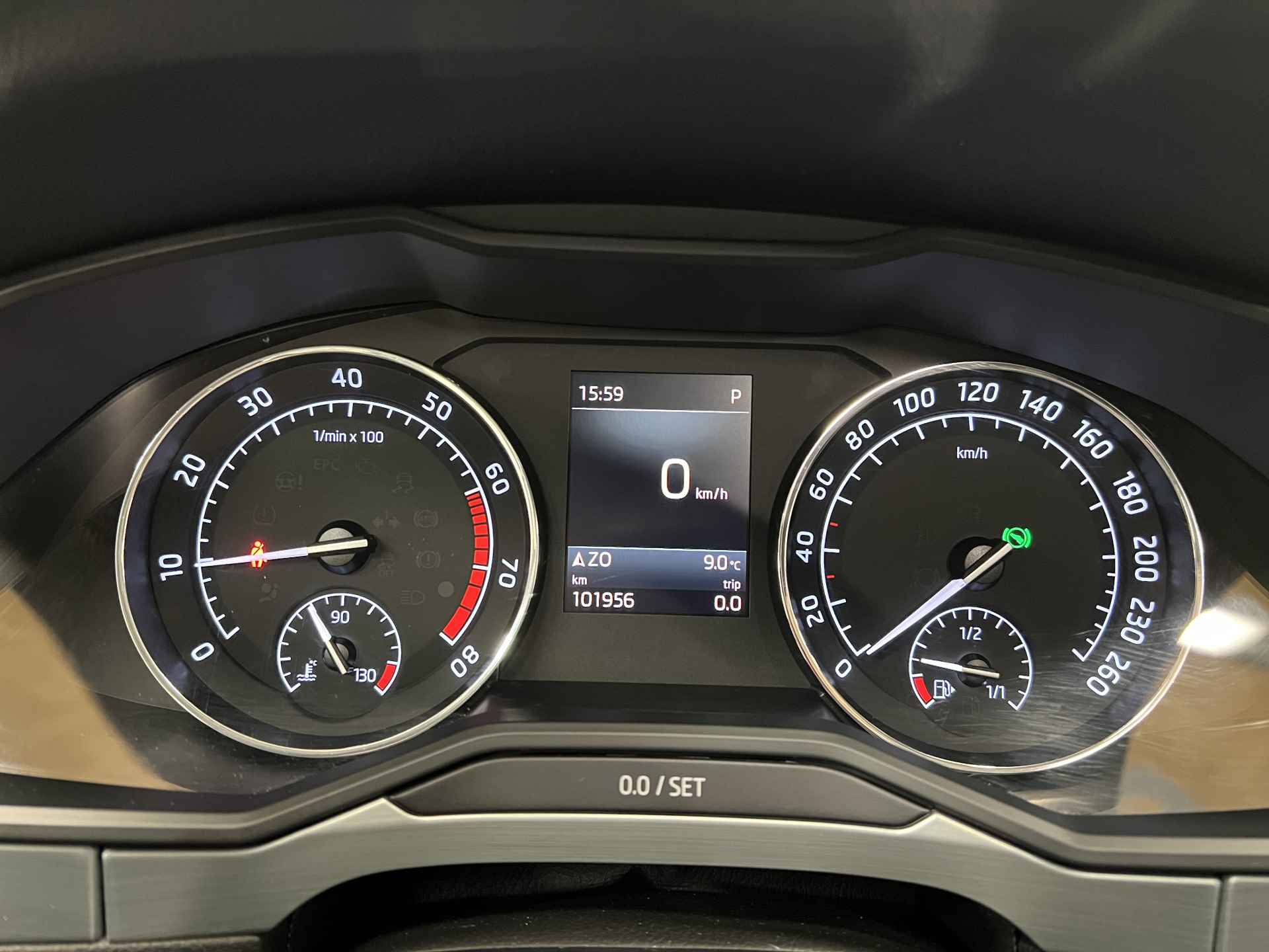 Škoda Superb Combi 1.5 TSI ACT Ambition Business | NAVIGATIE | SCHUIF-/KANTELDAK | TREKHAAK | STOELVERWARMING | - 7/48