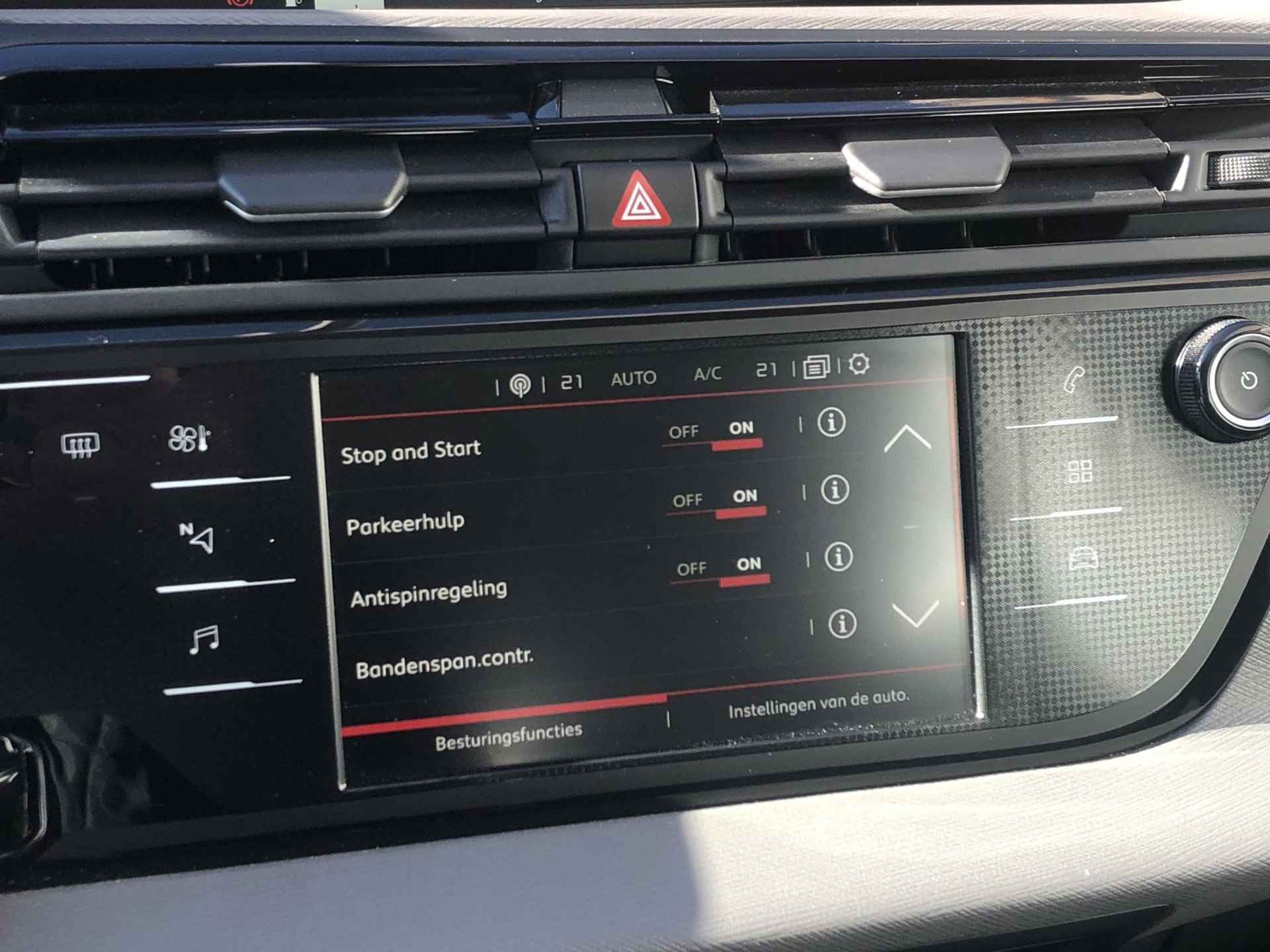 Citroen C4 SpaceTourer 1.2 PureTech Feel | Navigatie | Camera | Climate Control | Cruise Control - 22/26