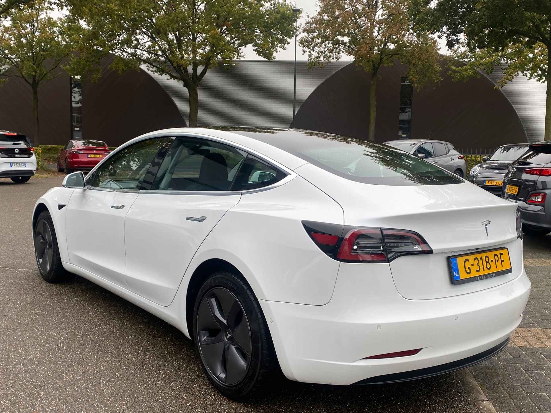 Tesla Model 3 Standard RWD Plus 60 kWh | ORG. NL. NAP KM. | 1E EIGENAAR | RIJKLAARPRIJS incl. 12mnd BOVAG - 6/26