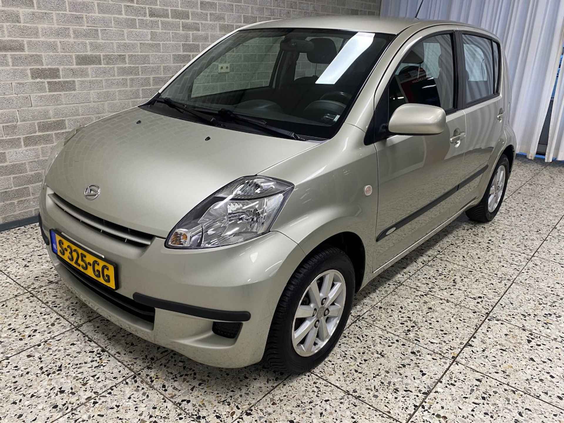 DAIHATSU Sirion 1.3 Supreme Automaat/Airco/LM-Velgen/All-season banden - 7/23