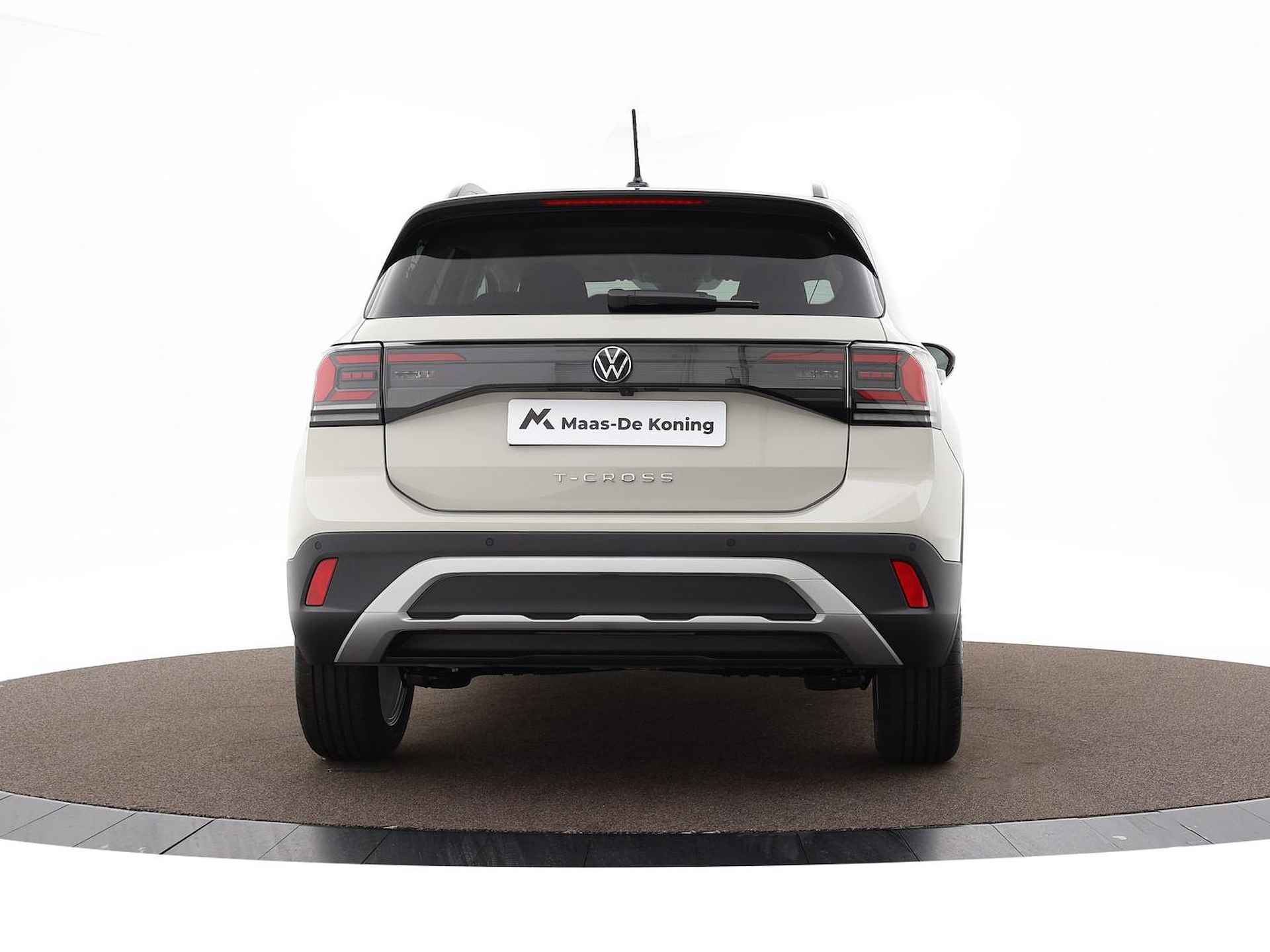 Volkswagen T-Cross Life Edition 1.0 TSI 95 pk 5 versn. Hand · Achteruitrijcamera · Privatelease vanaf €,-359 per maand · Incl. inruilvoordeel · - 35/38