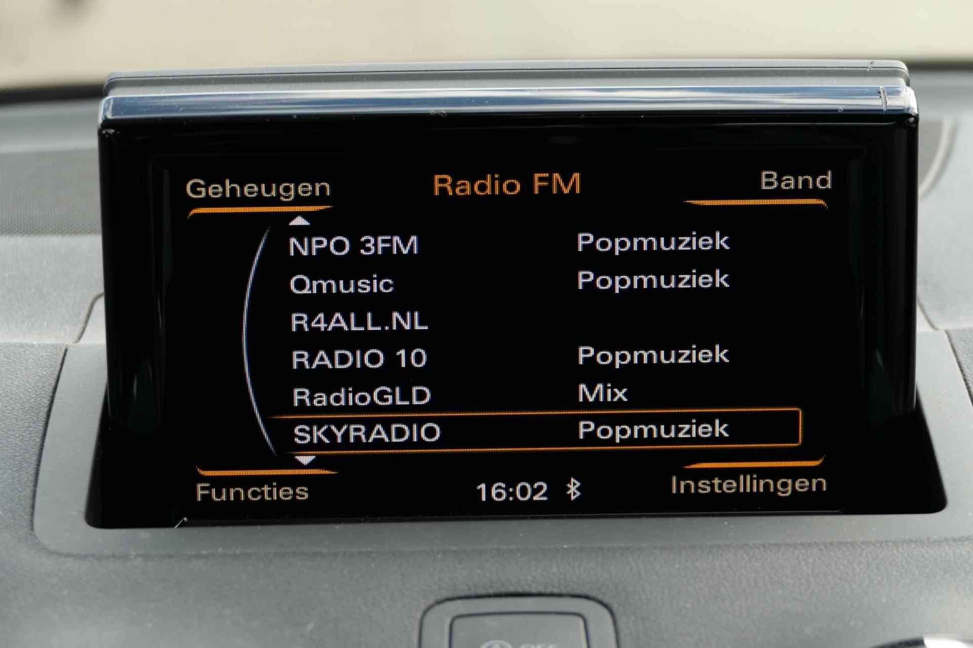 Audi A1 1.0 TFSI Pro Line Navi | PDC | Bluetooth | Cruise Control - 8/24