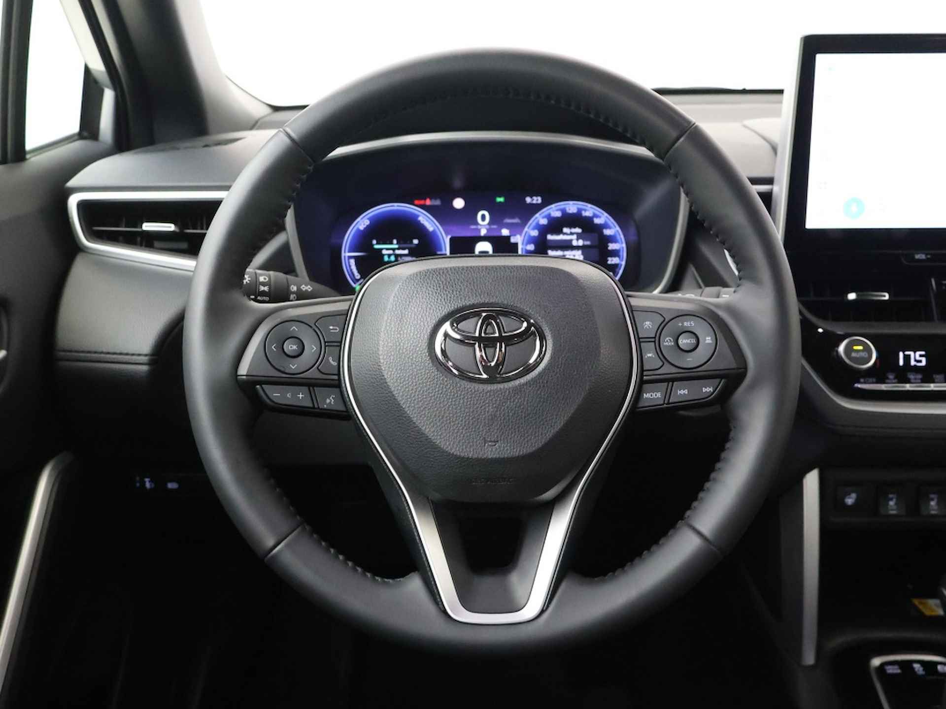 Toyota Corolla Cross Hybrid 140 Bns Plus | Adap. Cruise | Apple CarPlay/Android Auto - 18/29