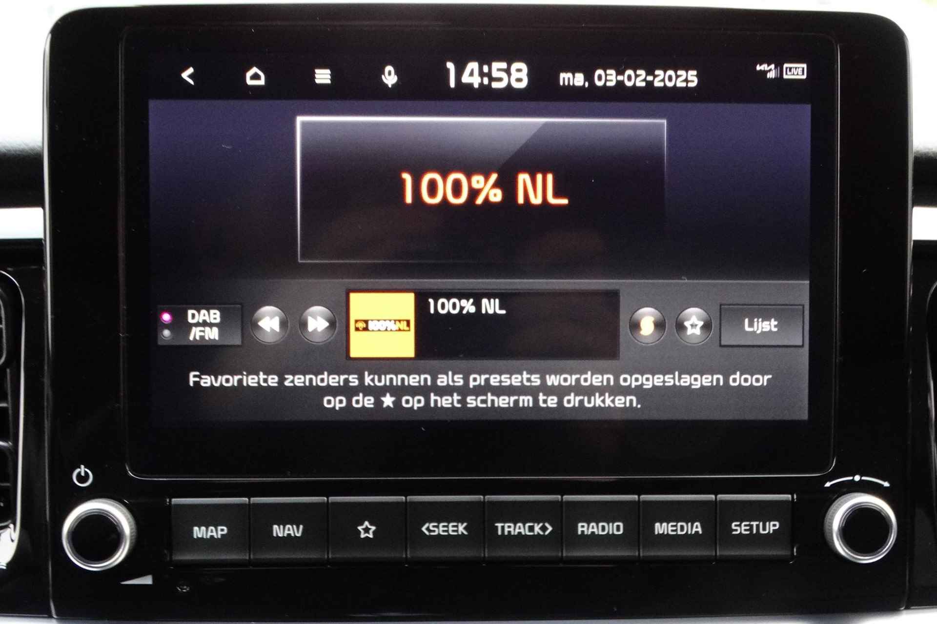 Kia Stonic 1.0 T-GDi MHEV DynamicPlusLine | Stoel- en stuurverwarming | Keyless | Achteruitrijcamera | Rijstrookbegeleiding | Parkeersensoren Achter | 16" LM velgen | Climatronic | Privacy Glass | CarPlay | - 32/33