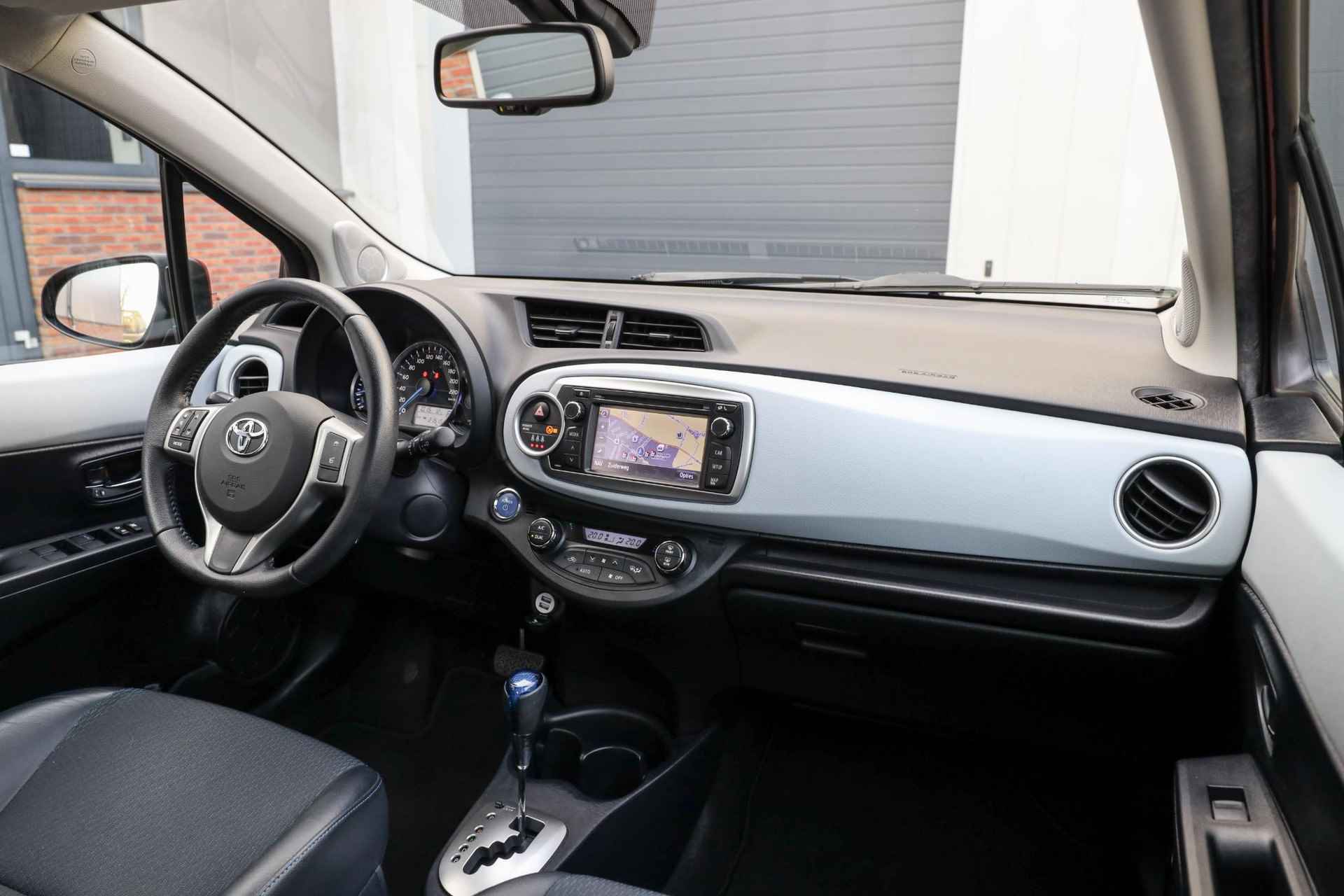 Toyota Yaris 1.5 Hybrid Dynamic ✅ Camera ✅ Navi ✅ Clima - 8/34