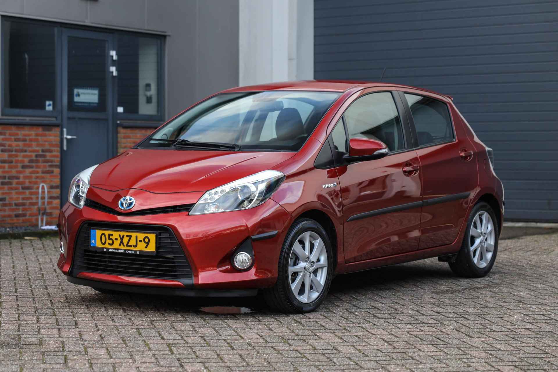 Toyota Yaris 1.5 Hybrid Dynamic ✅ Camera ✅ Navi ✅ Clima - 28/34