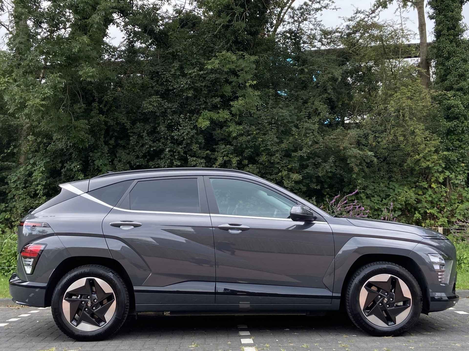 Hyundai Kona Electric Premium 65.4 kWh | APPLE CARPLAY & ANDROID AUTO  | 360CAMERA | BLIND SPOT | STOELVENTILATIE | ALL-SEASON BANDEN | - 6/48