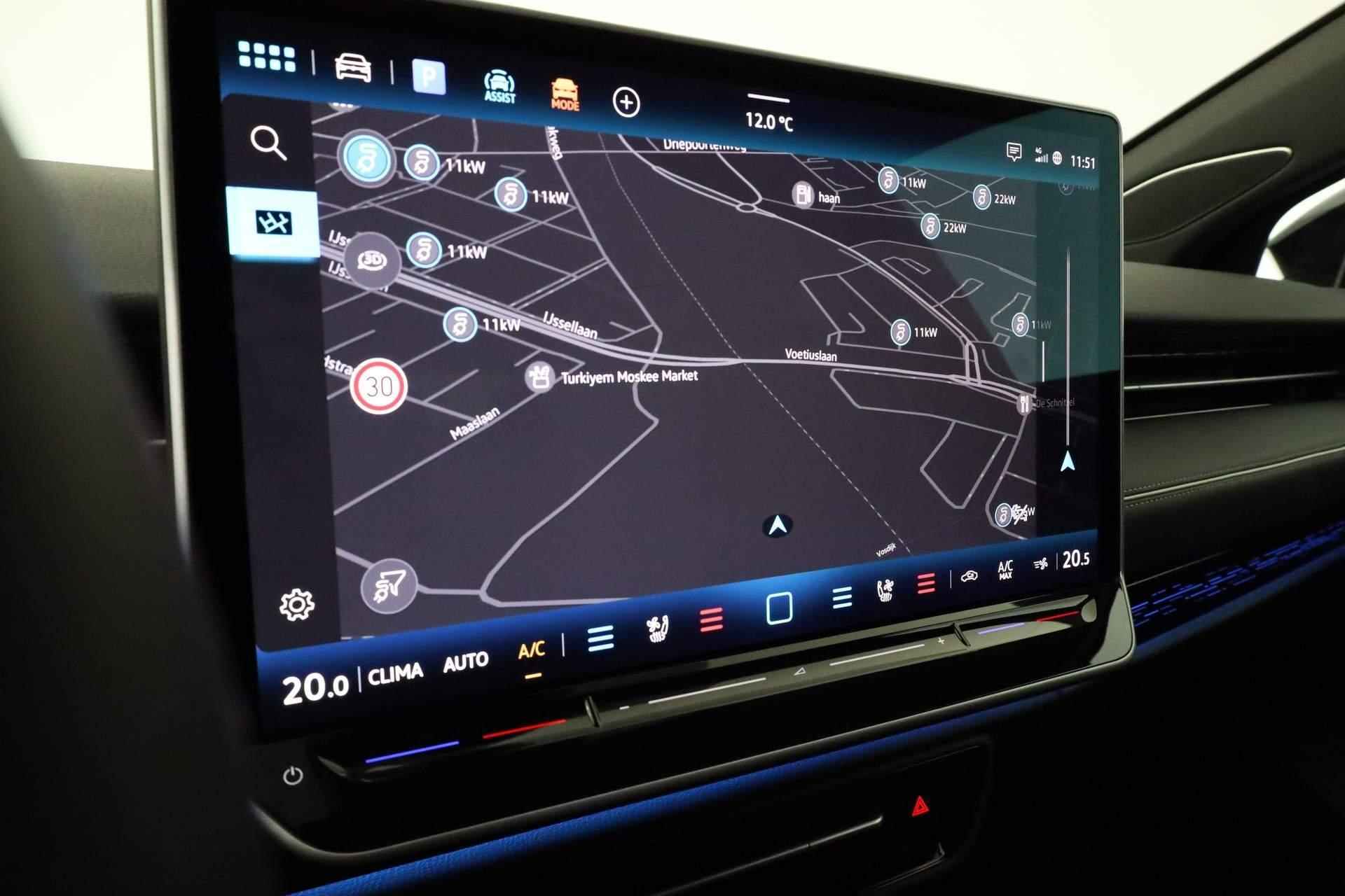 Volkswagen ID.7 286PK Pro Business 77 kWh | HUD | IQ Light | DCC | 360 Camera | Trekhaak | Stoelverwarming | 20 inch - 36/55