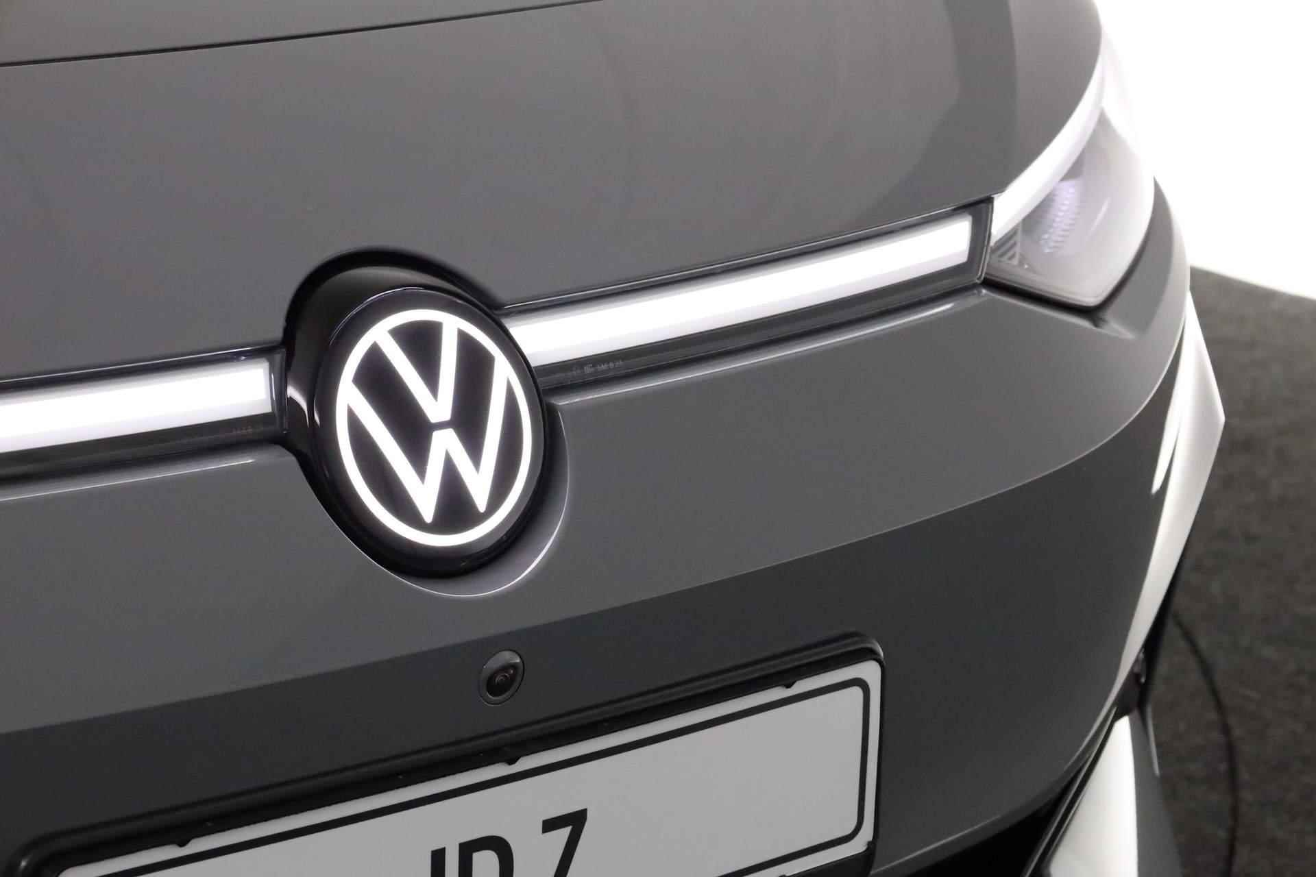 Volkswagen ID.7 286PK Pro Business 77 kWh | HUD | IQ Light | DCC | 360 Camera | Trekhaak | Stoelverwarming | 20 inch - 51/55