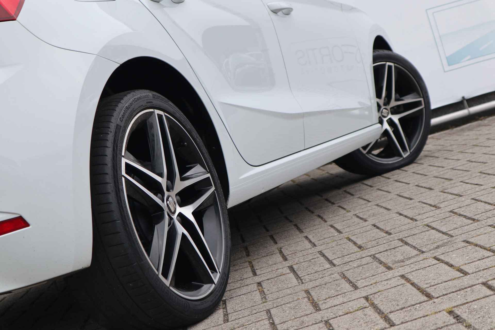 SEAT Ibiza 1.0 TSI FR Business Intense Plus NL AUTO | BEATS | VIRTUAL COCKPIT | PANO | HALF LEDER | FABRIEKSGARANTIE | - 17/33