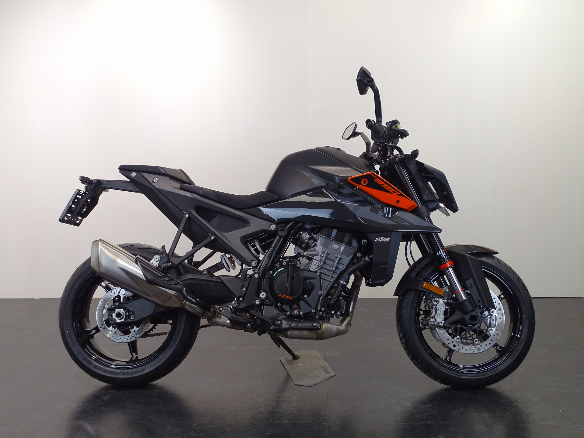 KTM 990 DUKE