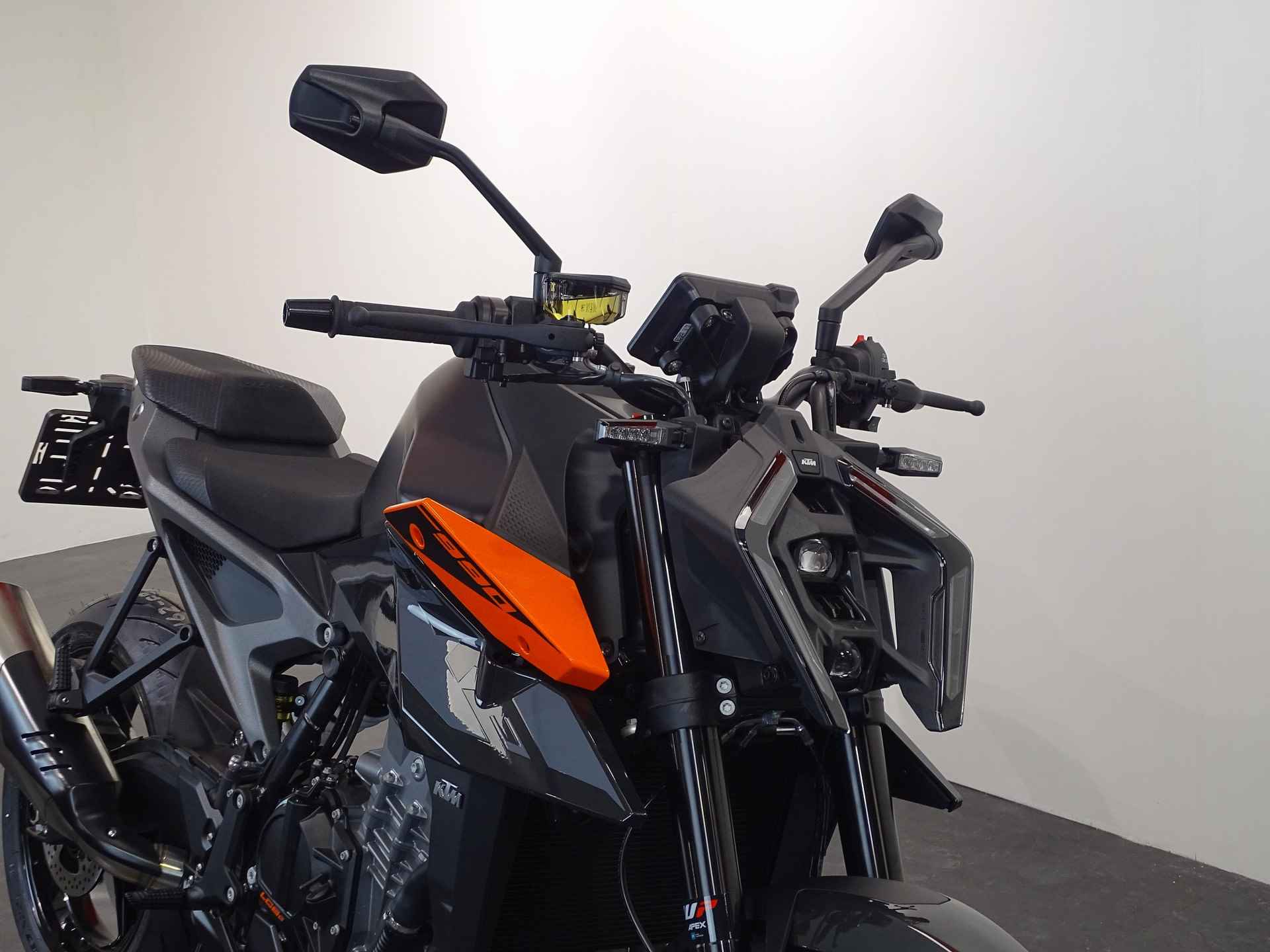 KTM 990 DUKE - 3/12