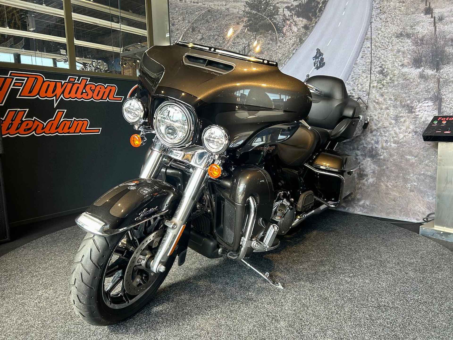 Harley-Davidson FLHTK Ultra Limited Solid Col. - 6/14